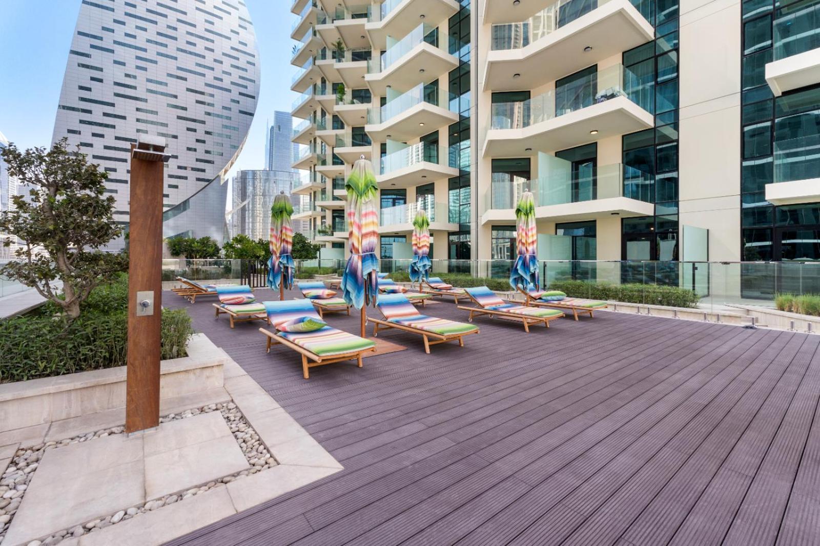 Apartment Big Layout 5 Mins From Mall And Burj Khalifa Dubai