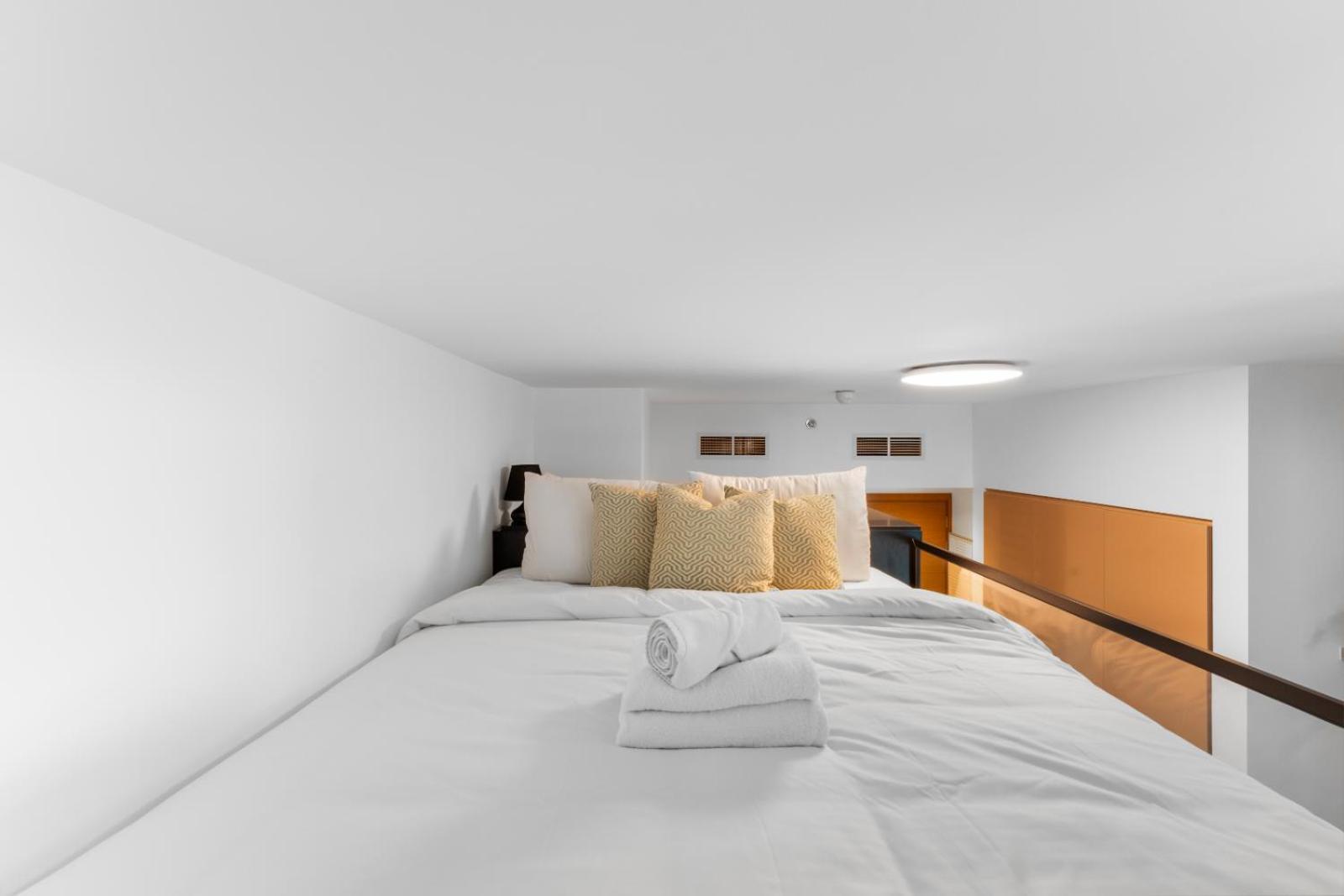 Apartment Big Layout 5 Mins From Mall And Burj Khalifa