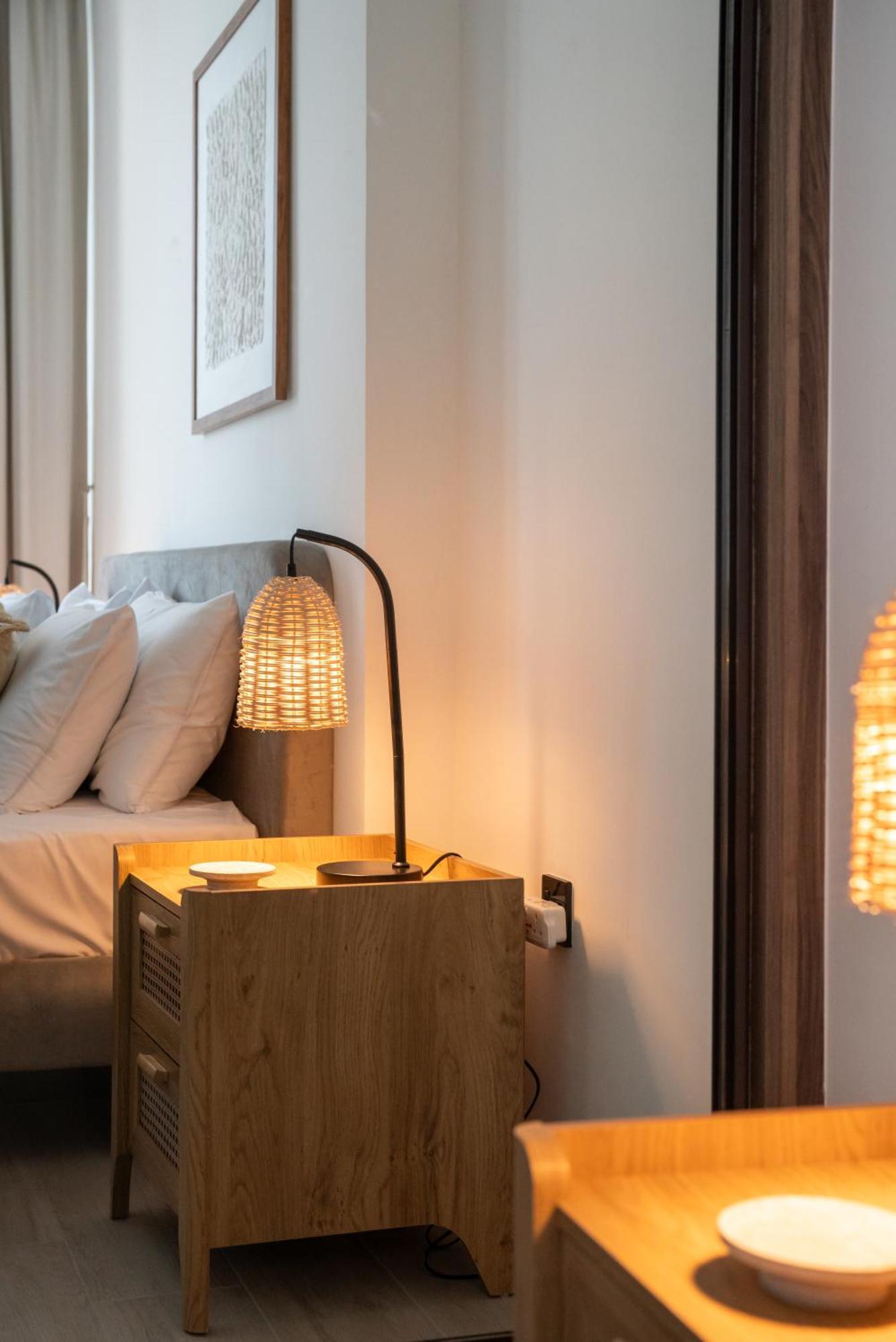 Comfy 1br W Cinema Business Centre Pool Table And Sauna Dubai