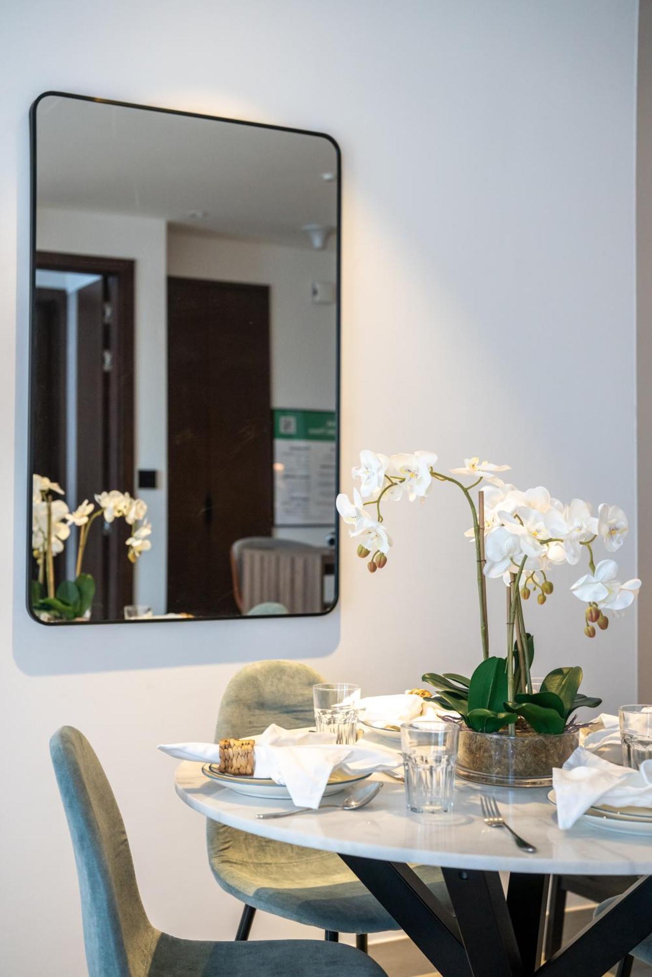 Apartment Comfy 1br W Cinema Business Centre Pool Table And Sauna Dubai