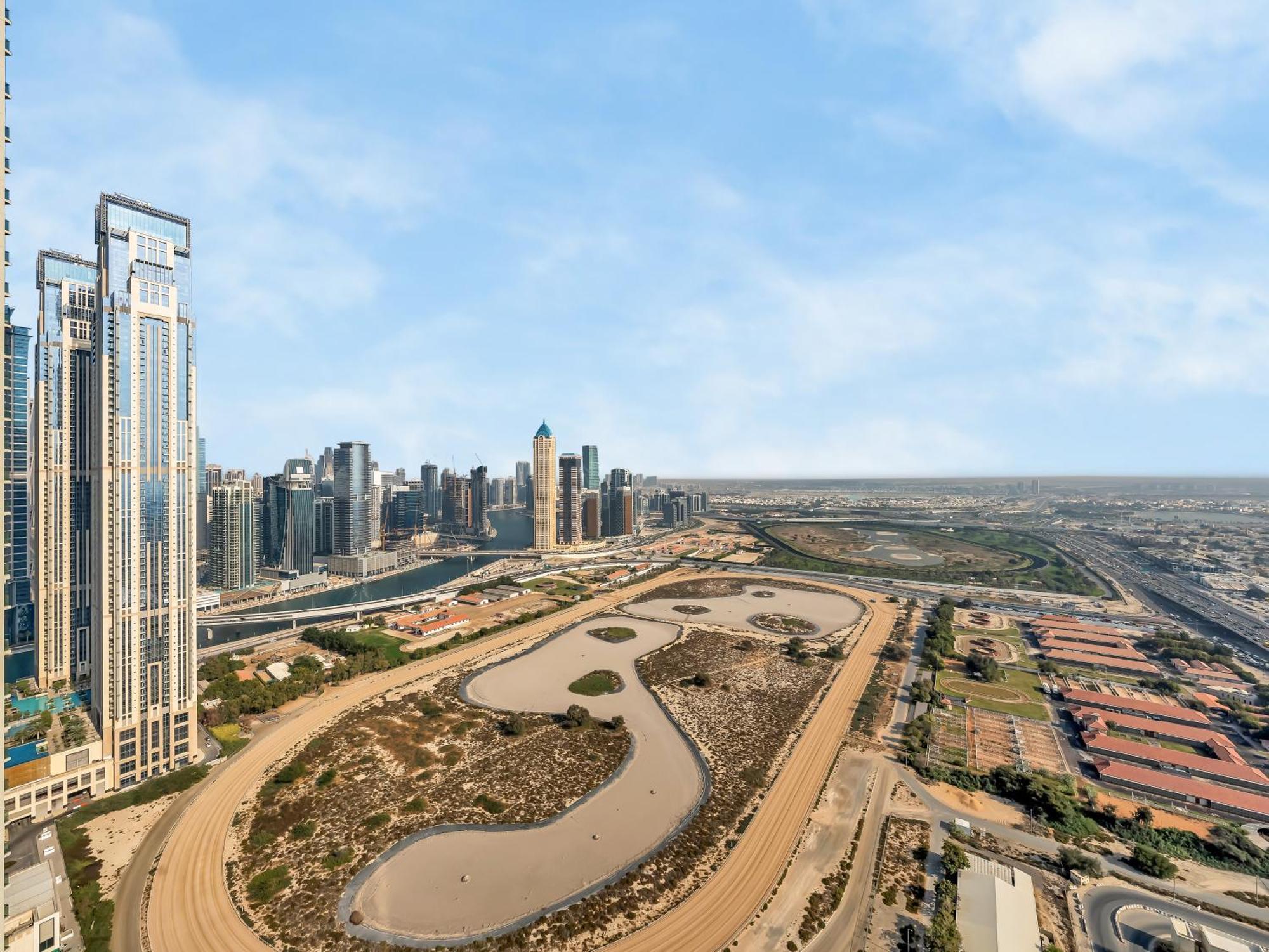 Apartment Lux 3bhk Apartment, High Floor In Business Bay With Canal Views *