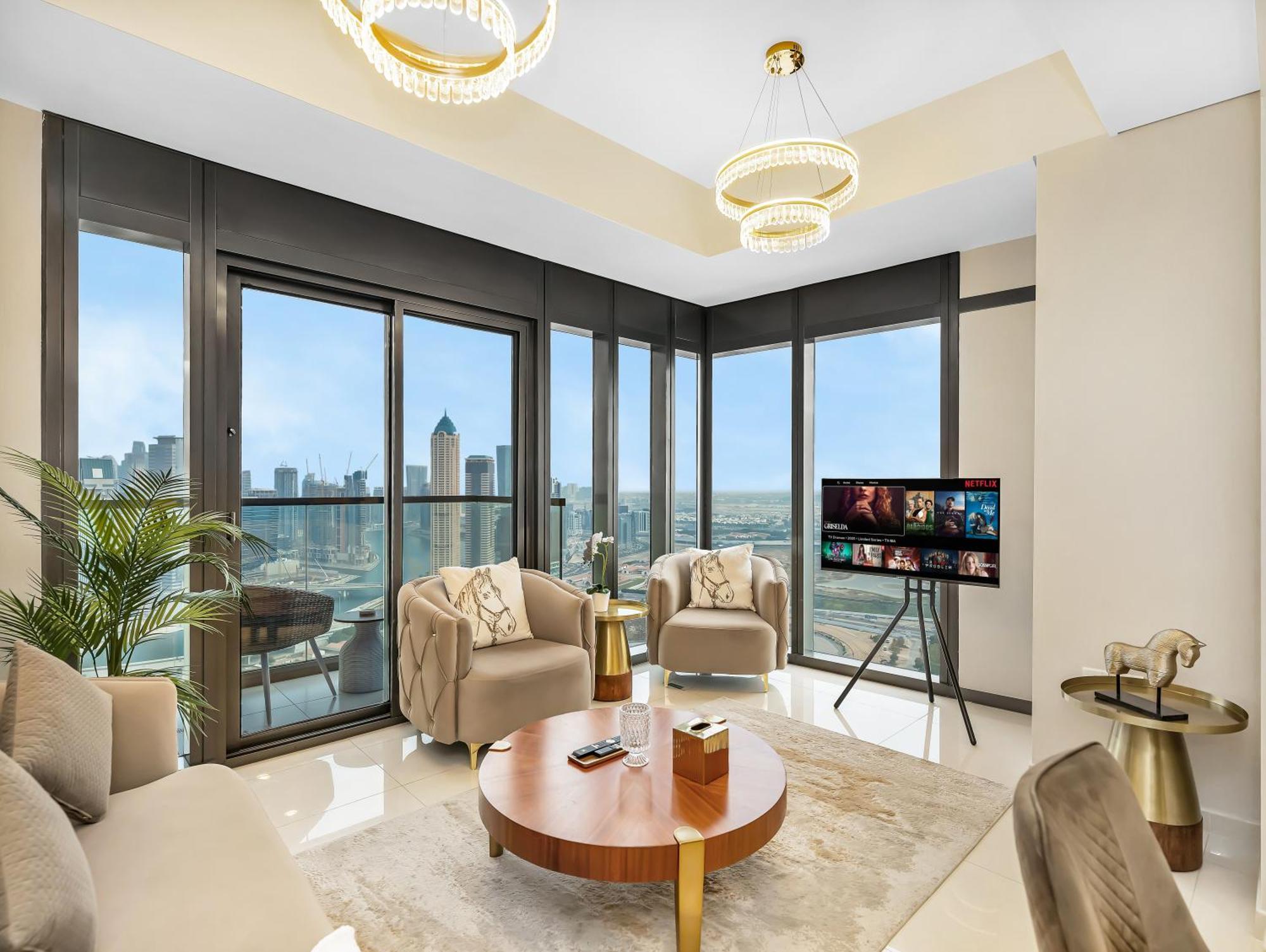 Lux 3bhk Apartment, High Floor In Business Bay With Canal Views *