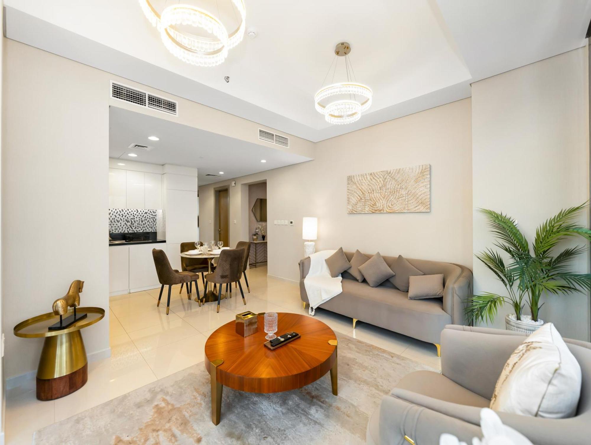 Apartment Lux 3bhk Apartment, High Floor In Business Bay With Canal Views *