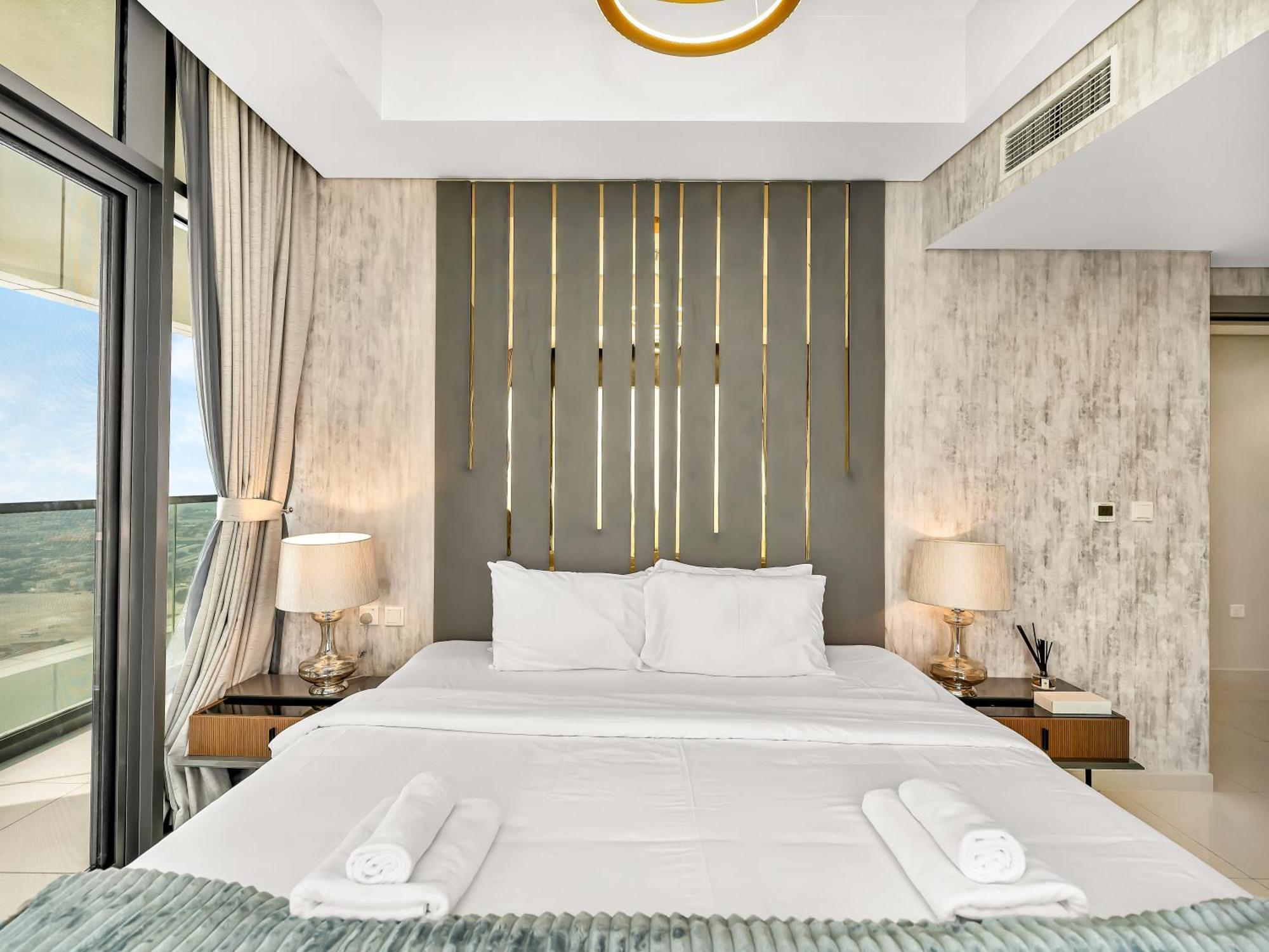 Lux 3bhk Apartment, High Floor In Business Bay With Canal Views Apartment *