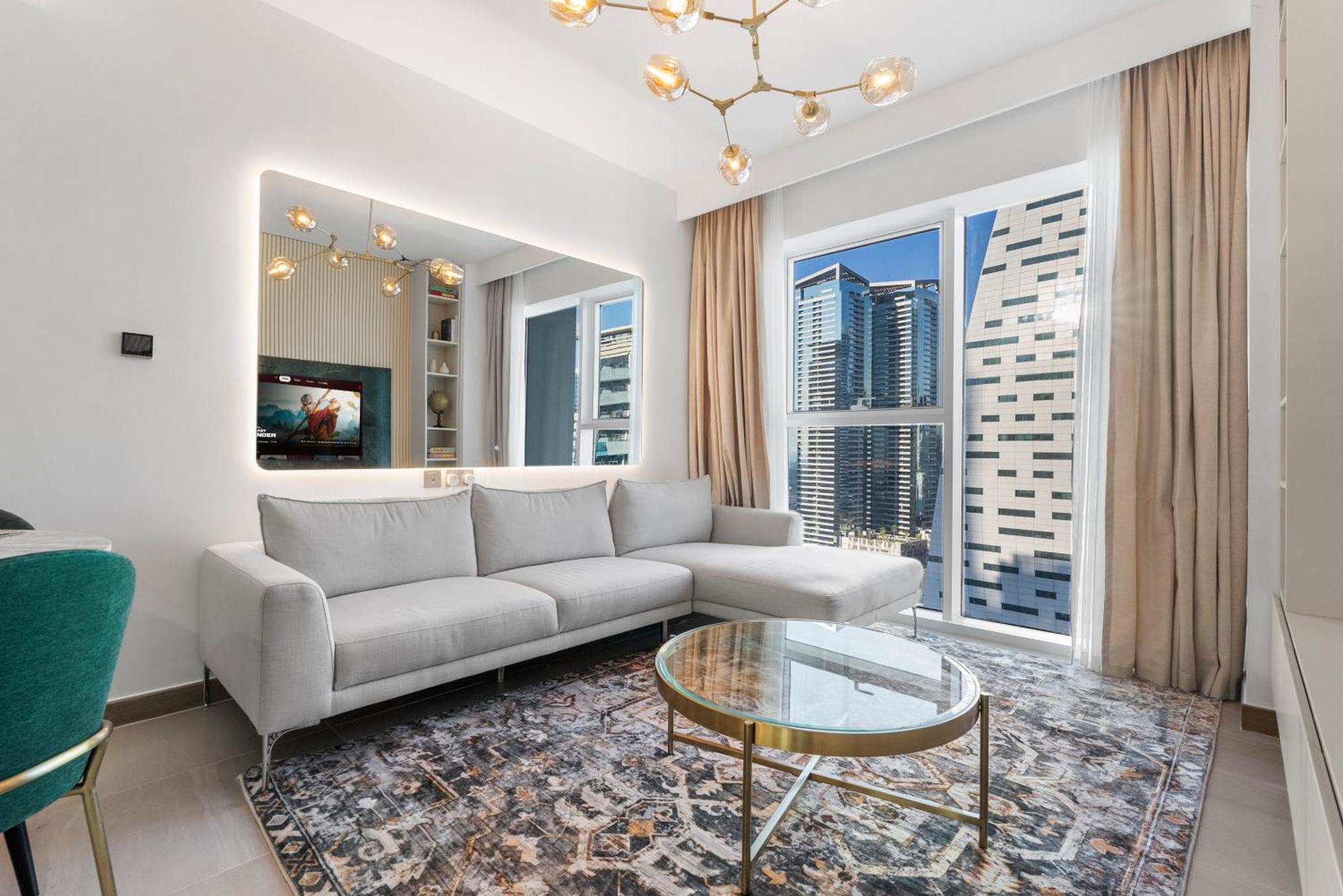 Lux 2br In Missoni Tower - 5 Mins To Burj Khalifa Apartment