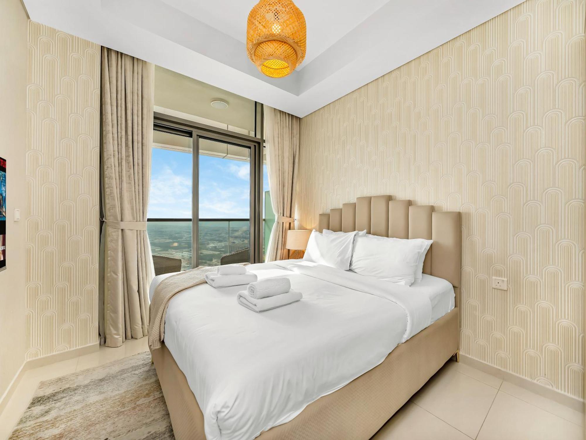 Lux 3bhk Apartment, High Floor In Business Bay With Canal Views Apartment