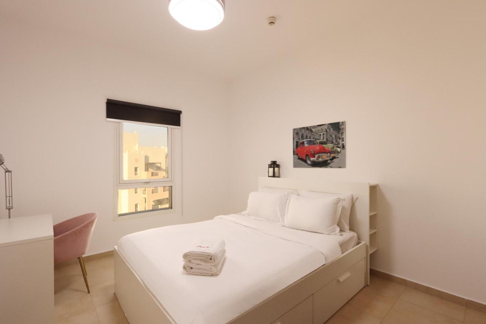 Apartment Livbnb- 2-bedroom Sanctuary In Al Ramth, Dubailand
