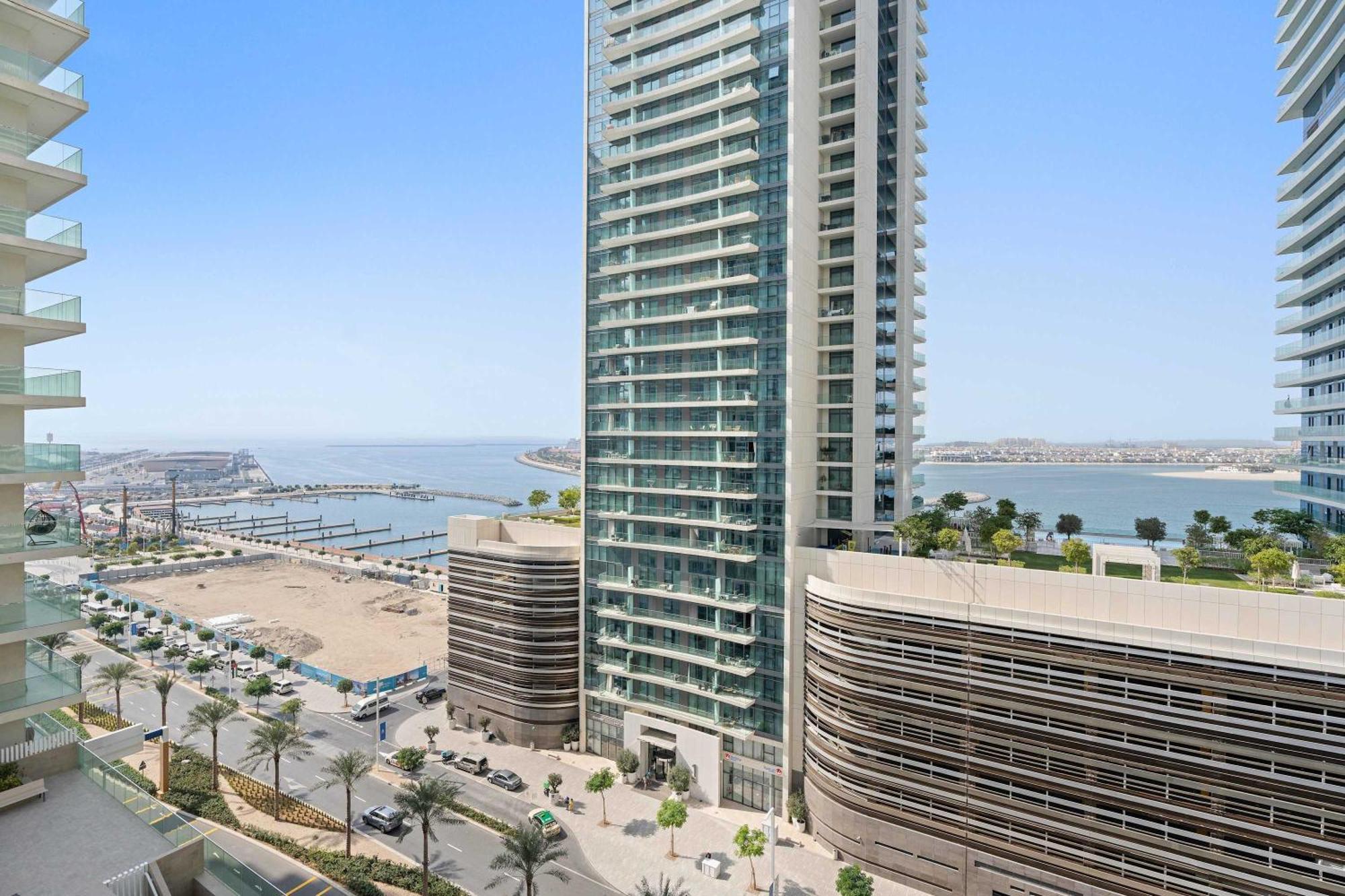 Silkhaus Sea View 1bdr Luxurious New Tower Apartment *