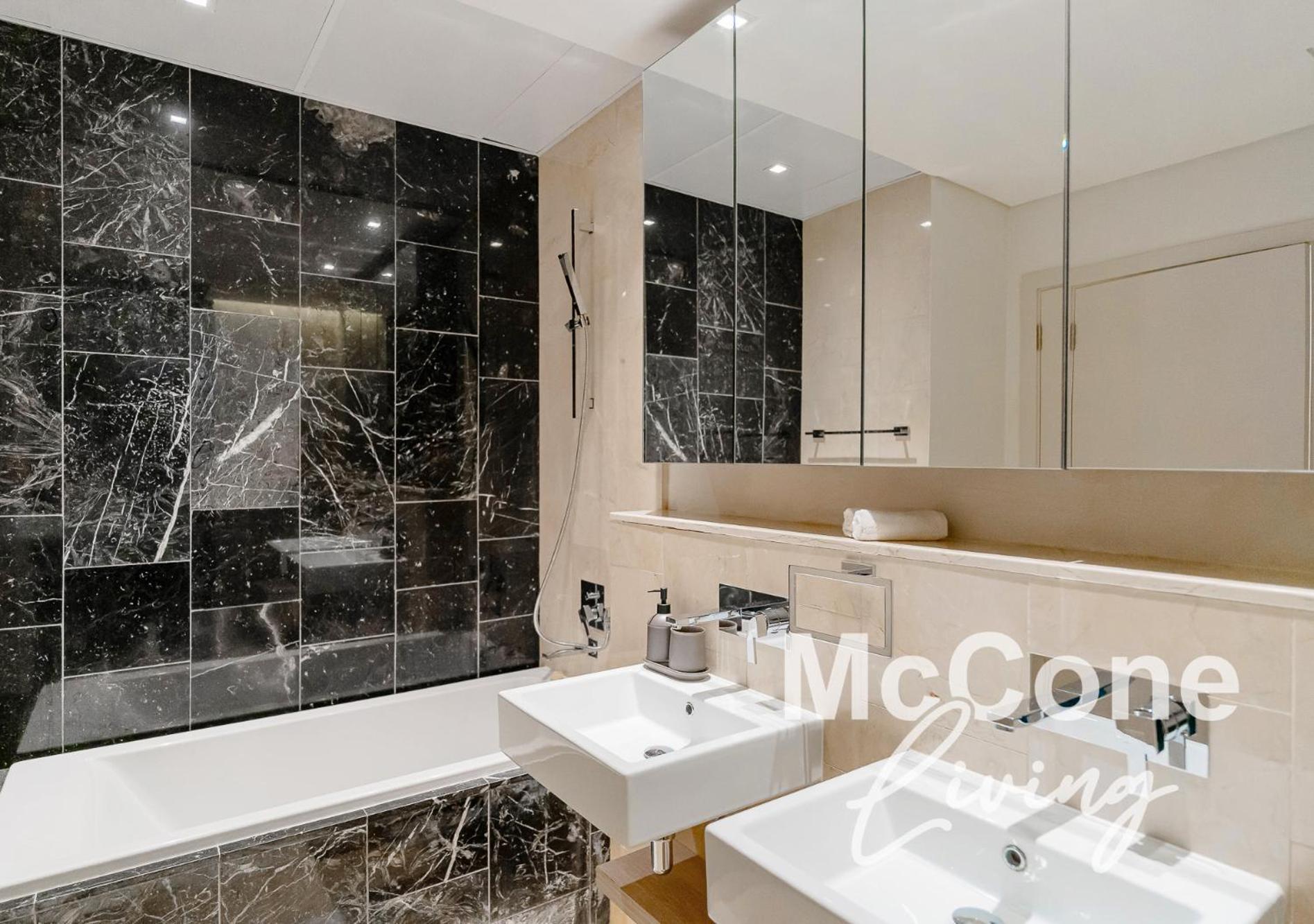 2br With Sea View & Terrace *