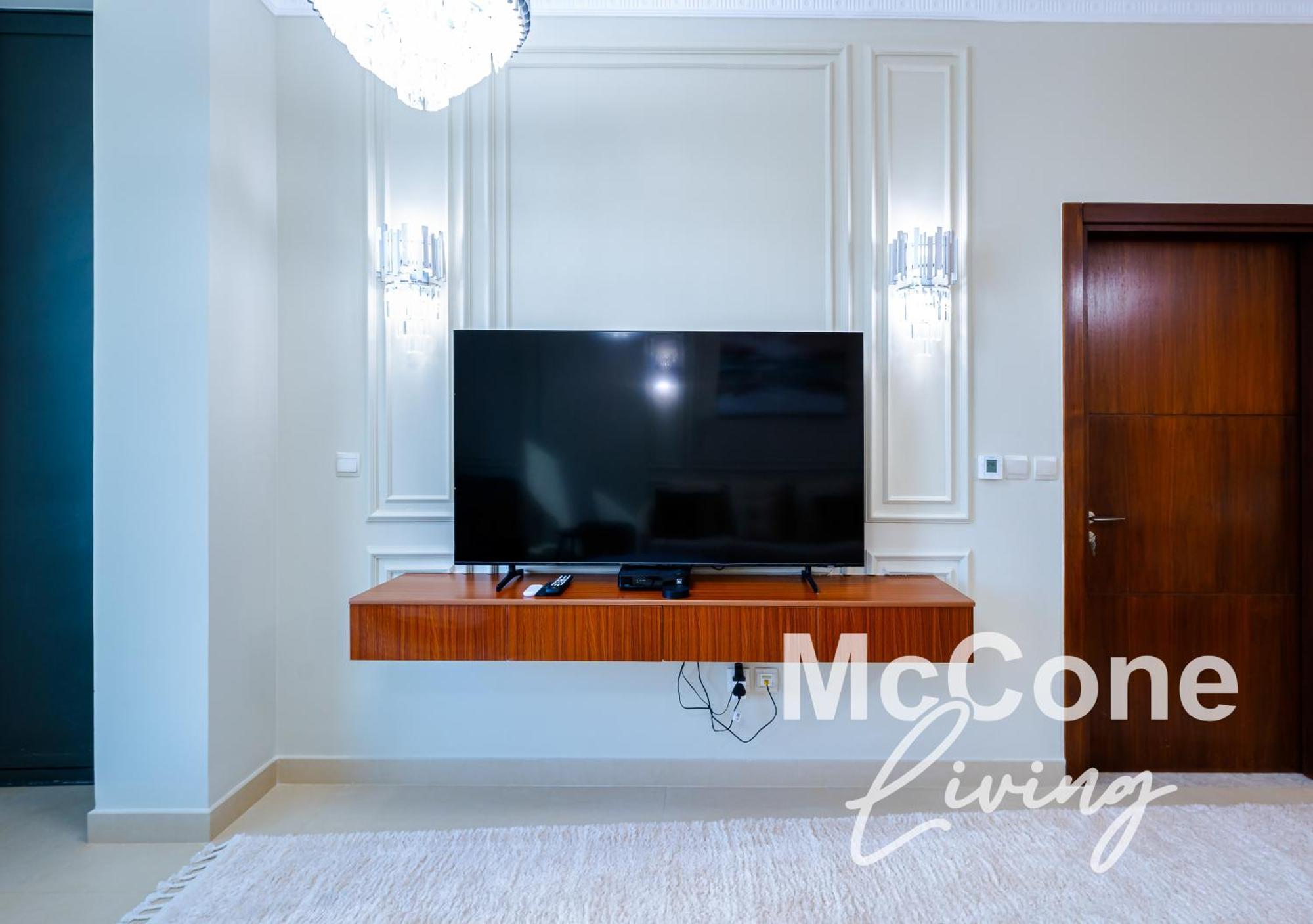Classic 1 Bed In Burj Vista Tower, Downtown