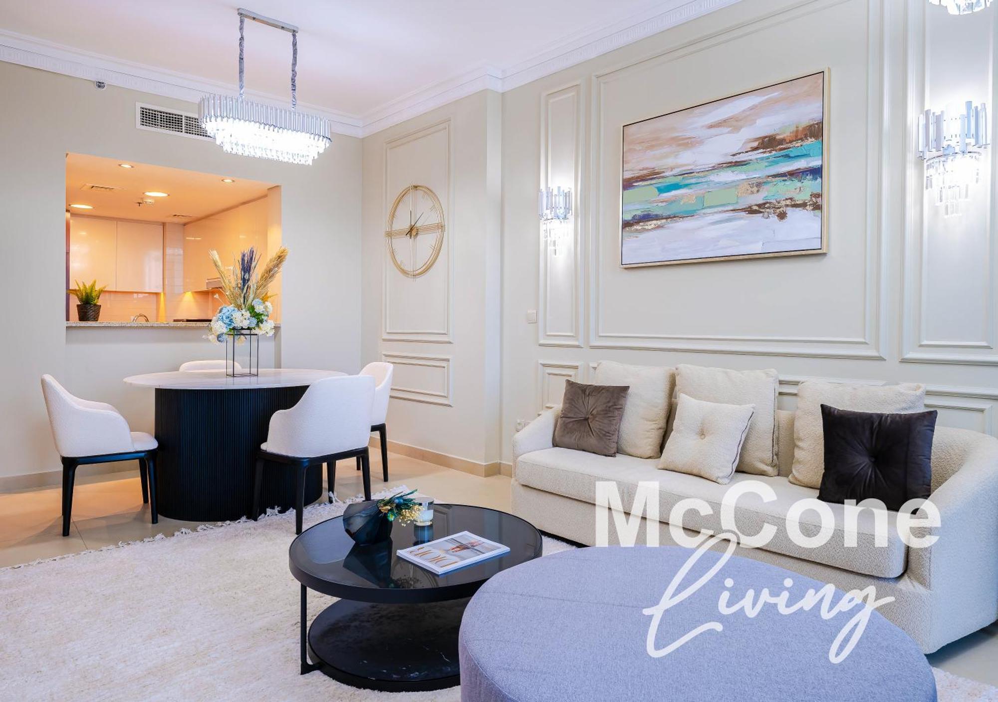 Classic 1 Bed In Burj Vista Tower, Downtown * Dubai