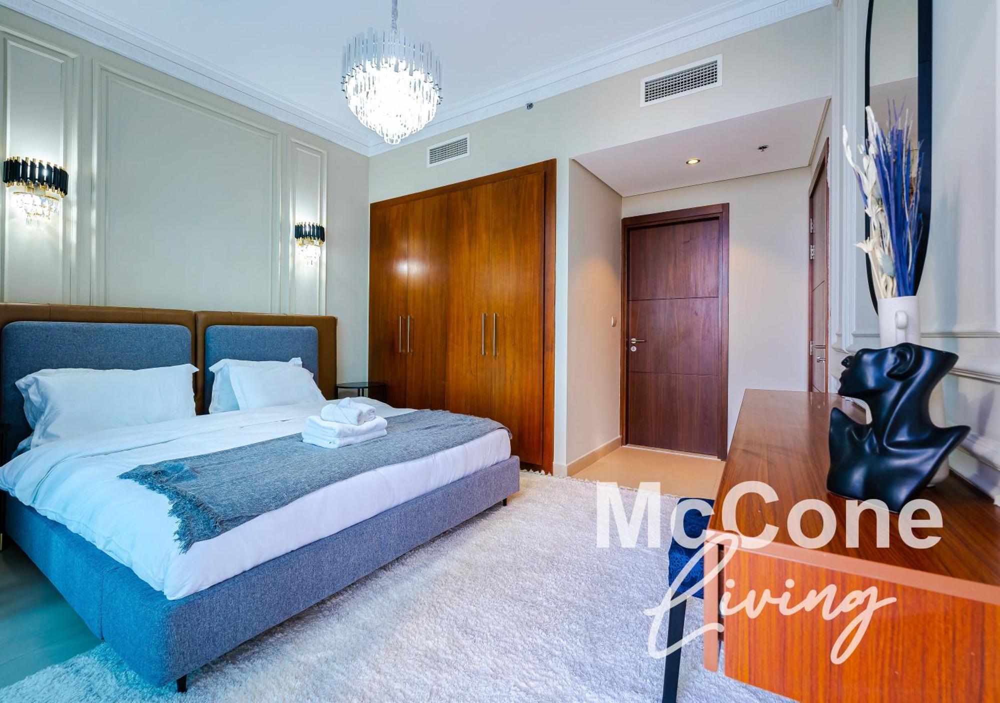 Classic 1 Bed In Burj Vista Tower, Downtown Apartment Dubai