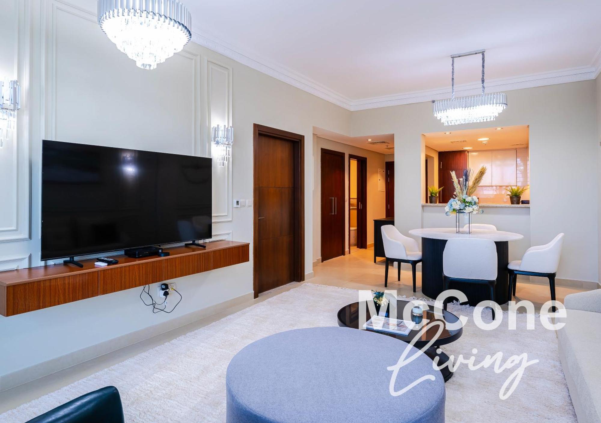 Classic 1 Bed In Burj Vista Tower, Downtown Apartment Dubai