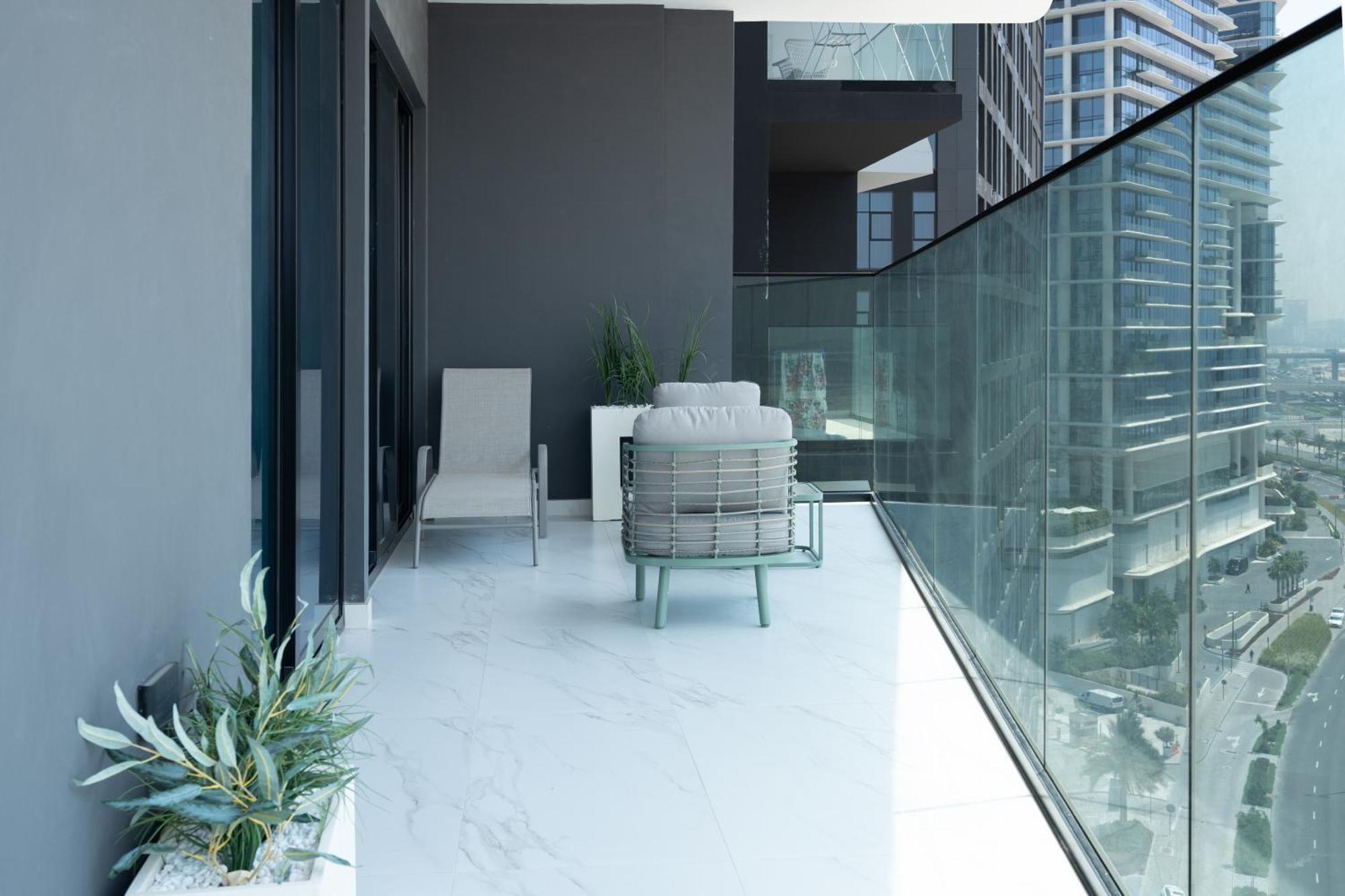 Keyrock Living - Binghatti Canal Premium Apartment