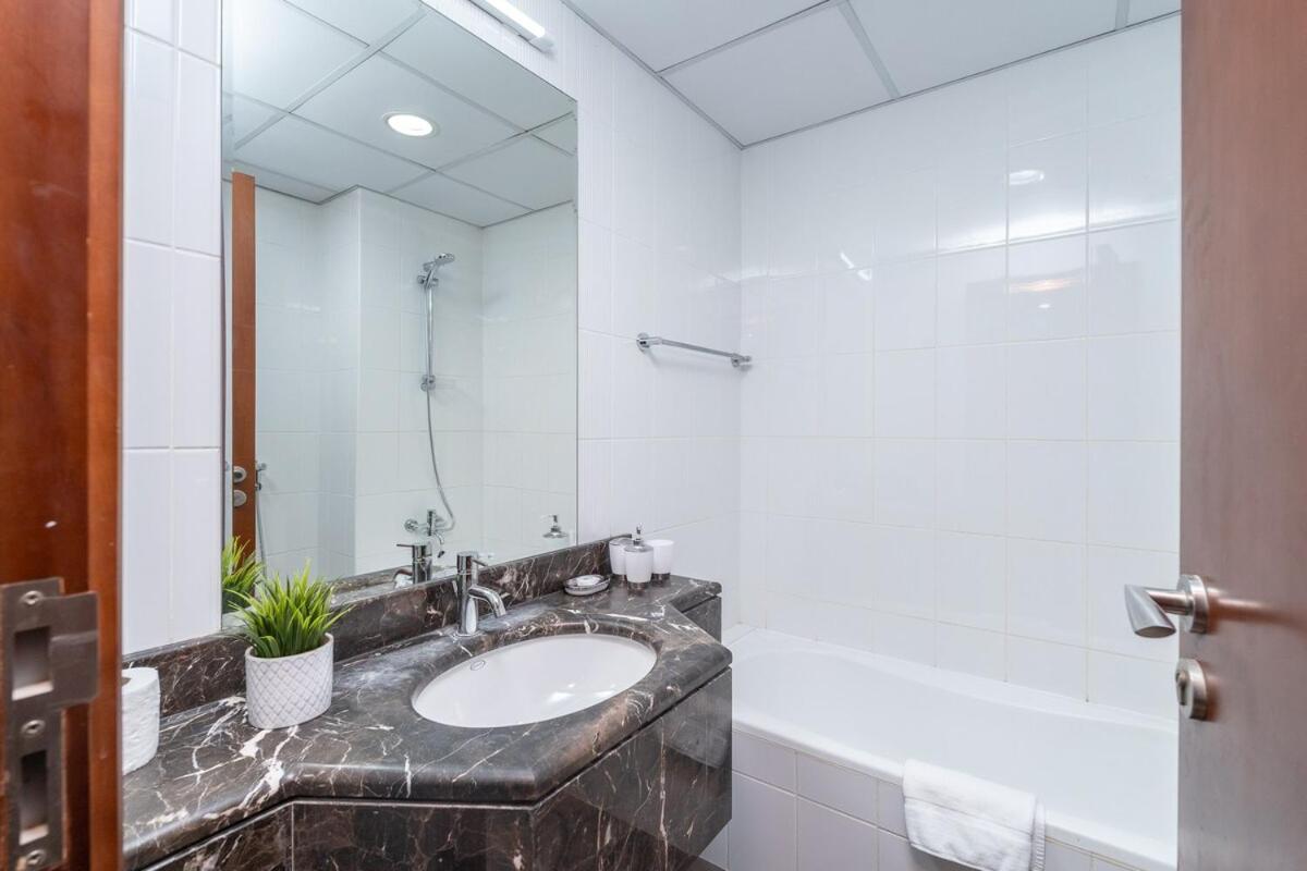 Havn - In Downtown, 10mins To Mall Apartment