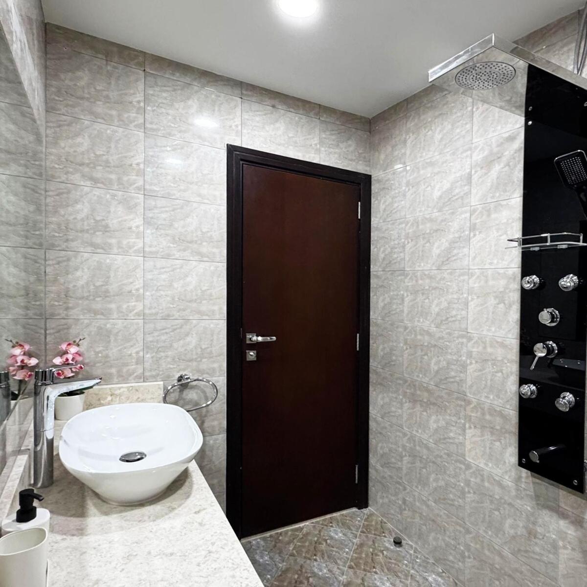 Apartment Preatoni Tower - Jlt By Golden Casa Dubai