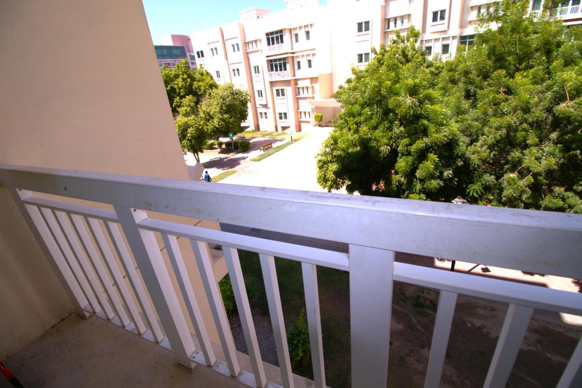 Druvya Homes, Bld Dg022, Street No,2 Discovery Gardens, Close To The Gardens Metro 3 Minutes Walkable *