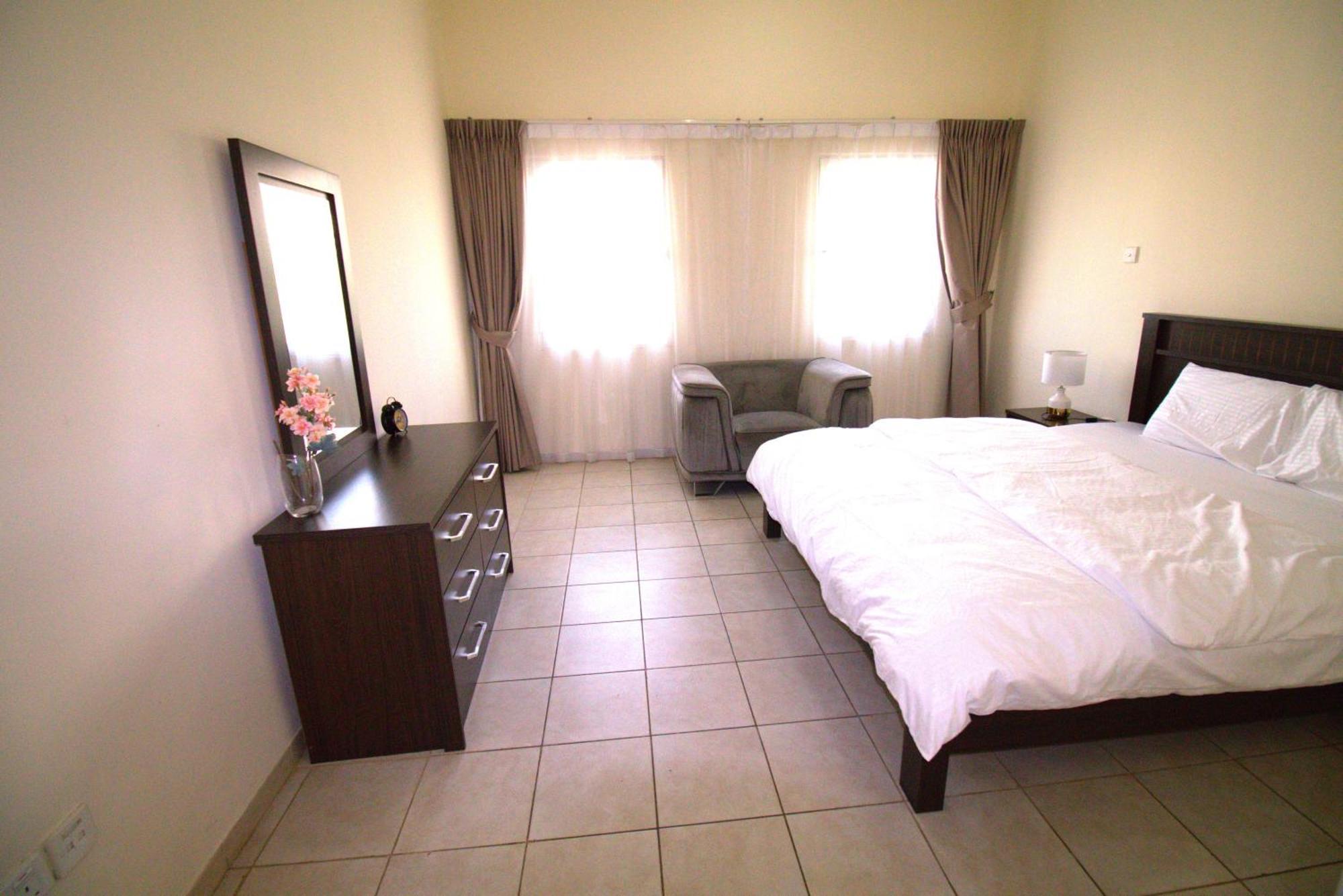 Druvya Homes, Bld Dg022, Street No,2 Discovery Gardens, Close To The Gardens Metro 3 Minutes Walkable Dubai