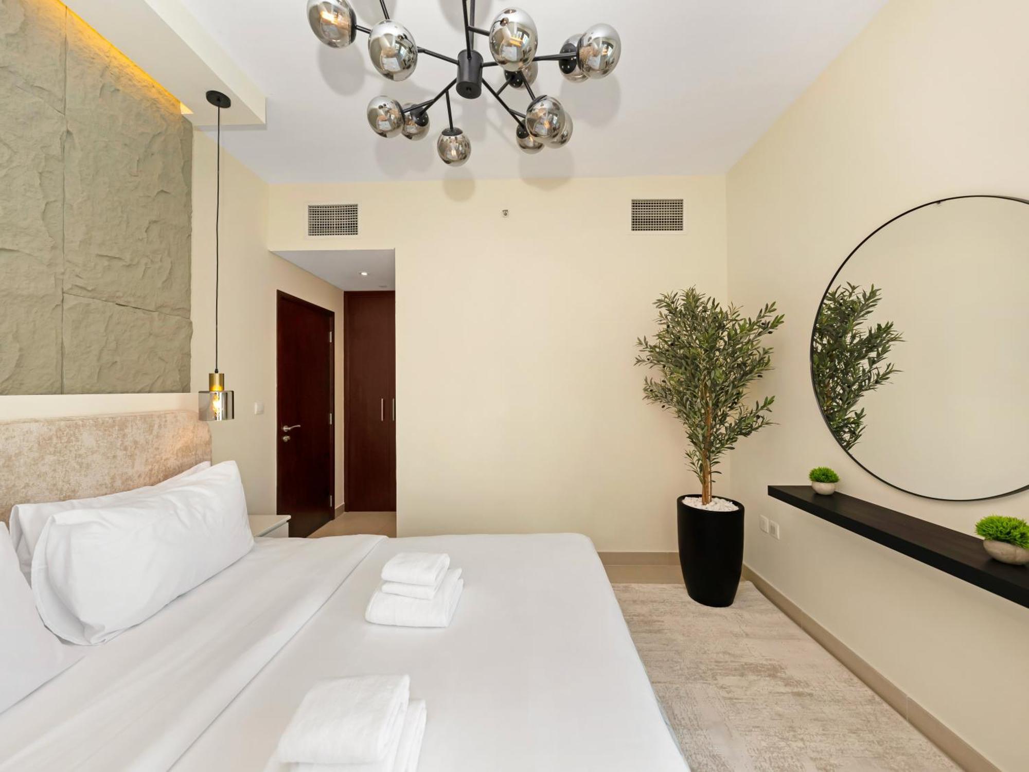 2br With Mini-golf In Dt With Partial Burj Khalifa View * Dubai