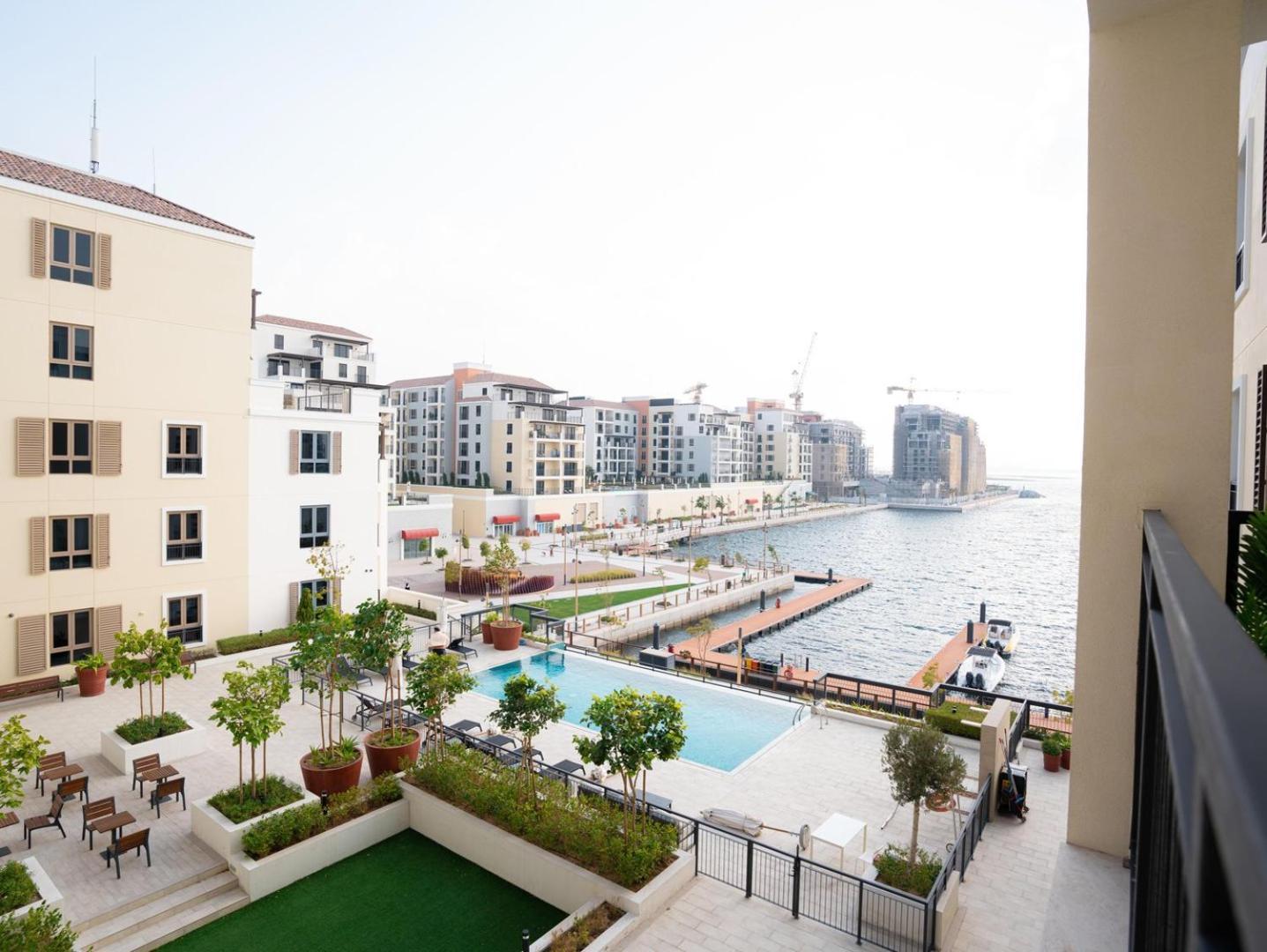 Sunset Haven At La Rive Apartment