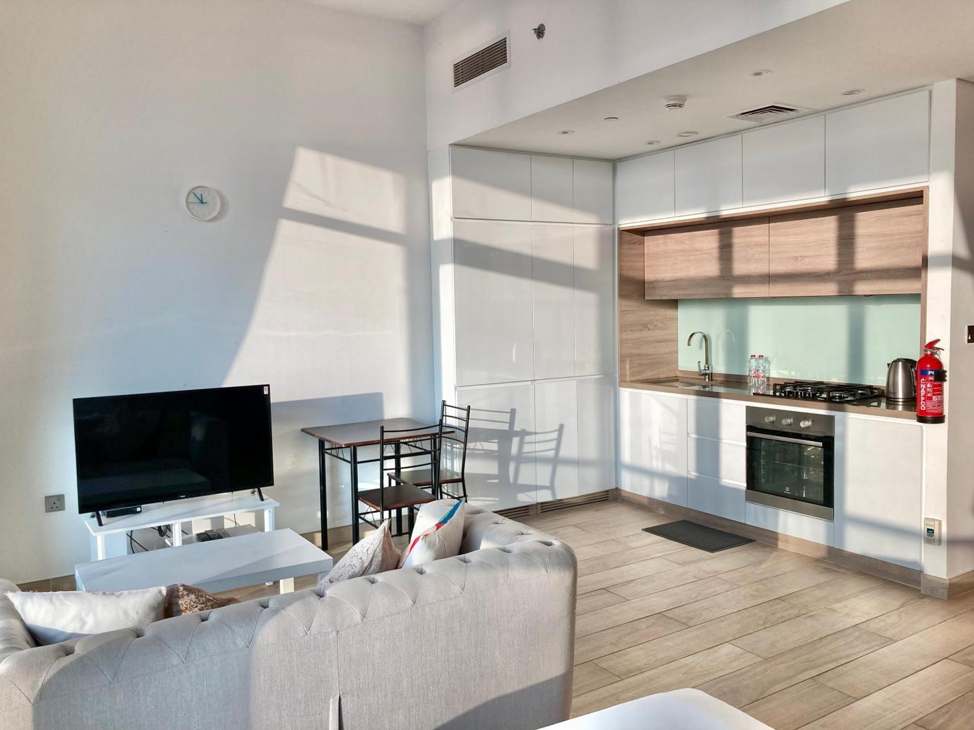 Western One For Rent In Marina