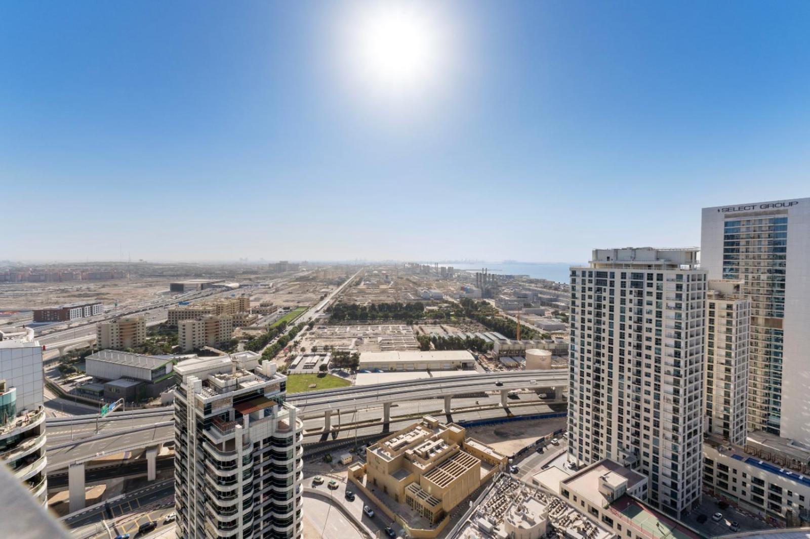 Luxury Living In Marina 1br Extra Large Apartment Dubai