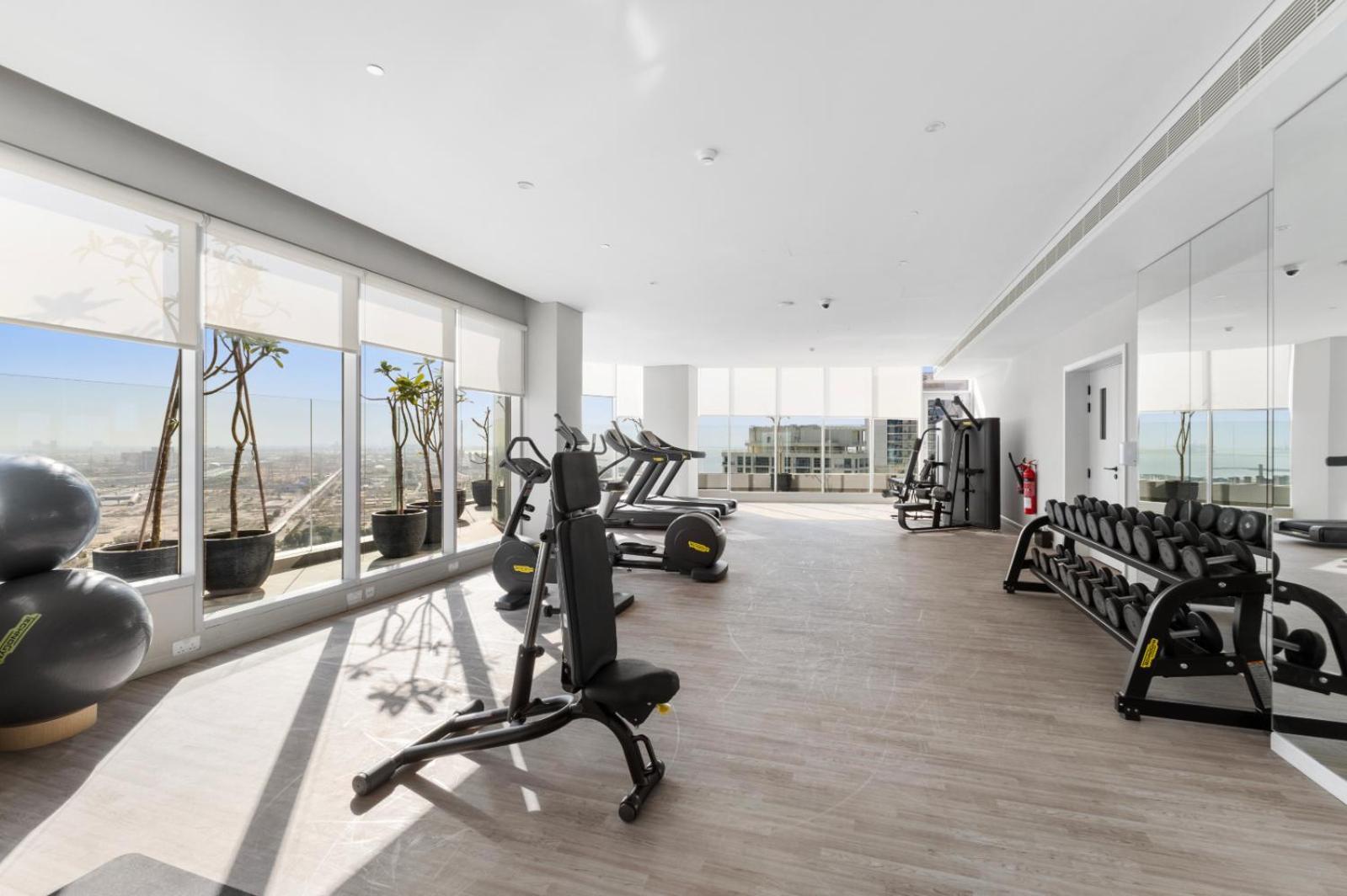 Luxury Living In Marina 1br Extra Large Dubai