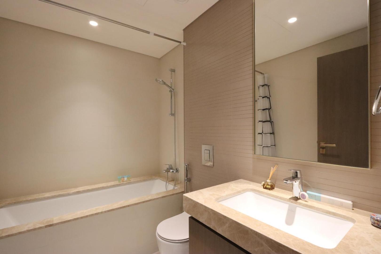 Livbnb-2Br Iconic Living In Grand Bleu * Dubai