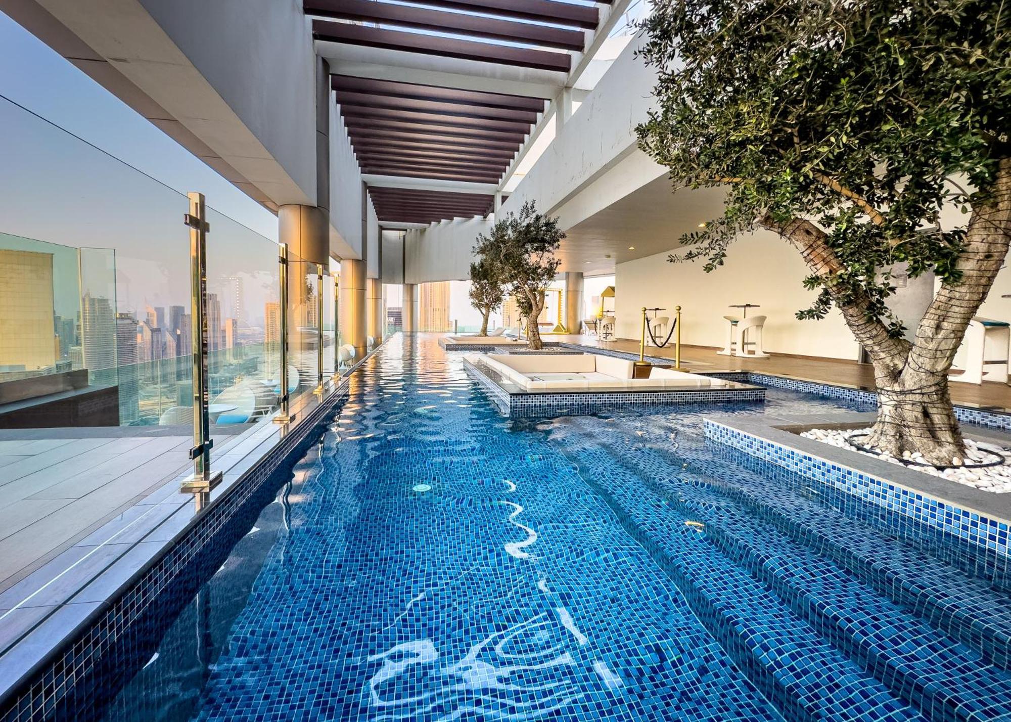 Apartment Sky Pool Gem With Iconic Burj Khalifa Views 3br In Paramount Midtown Dubai
