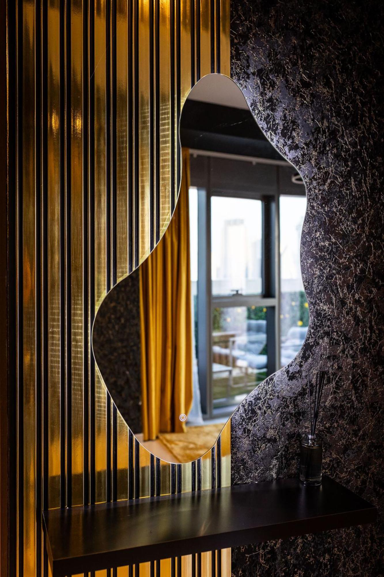 Sky Pool Gem With Iconic Burj Khalifa Views 3br In Paramount Midtown Apartment Dubai