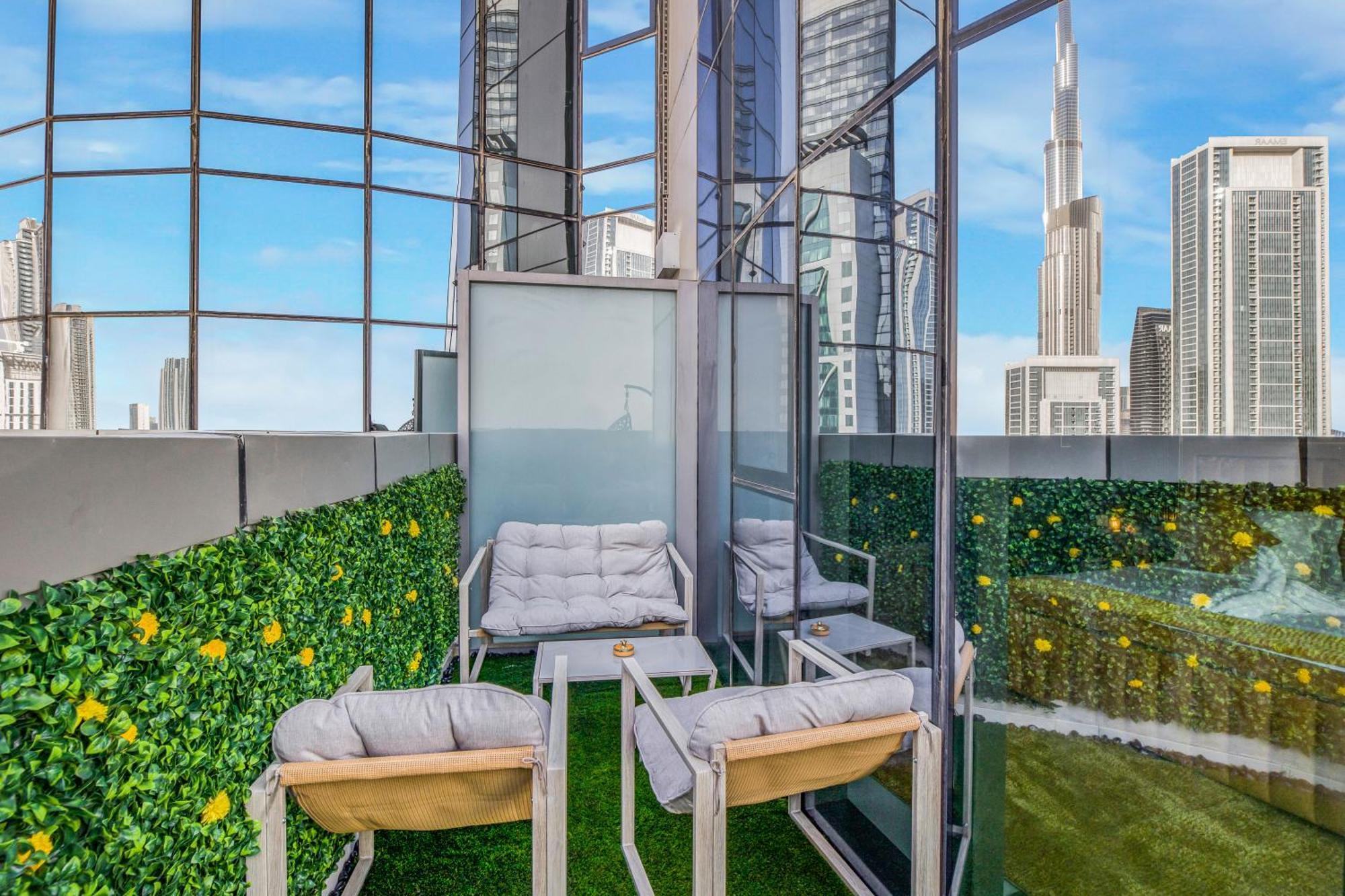 Sky Pool Gem With Iconic Burj Khalifa Views 3br In Paramount Midtown * Dubai