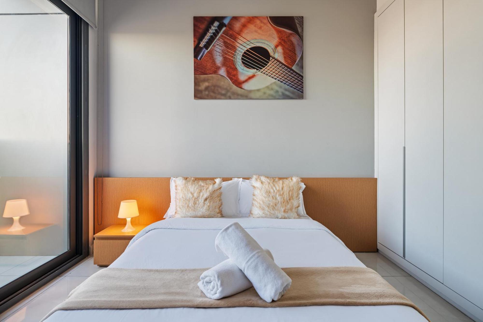 Comfy Near Silicon Oasis * Dubai