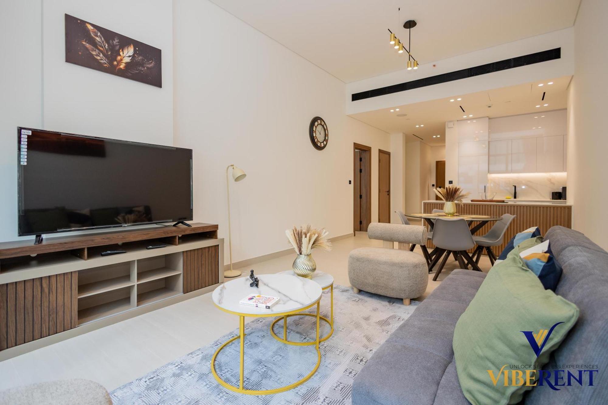 1-br Binghatti Rooftop Pool, Gym