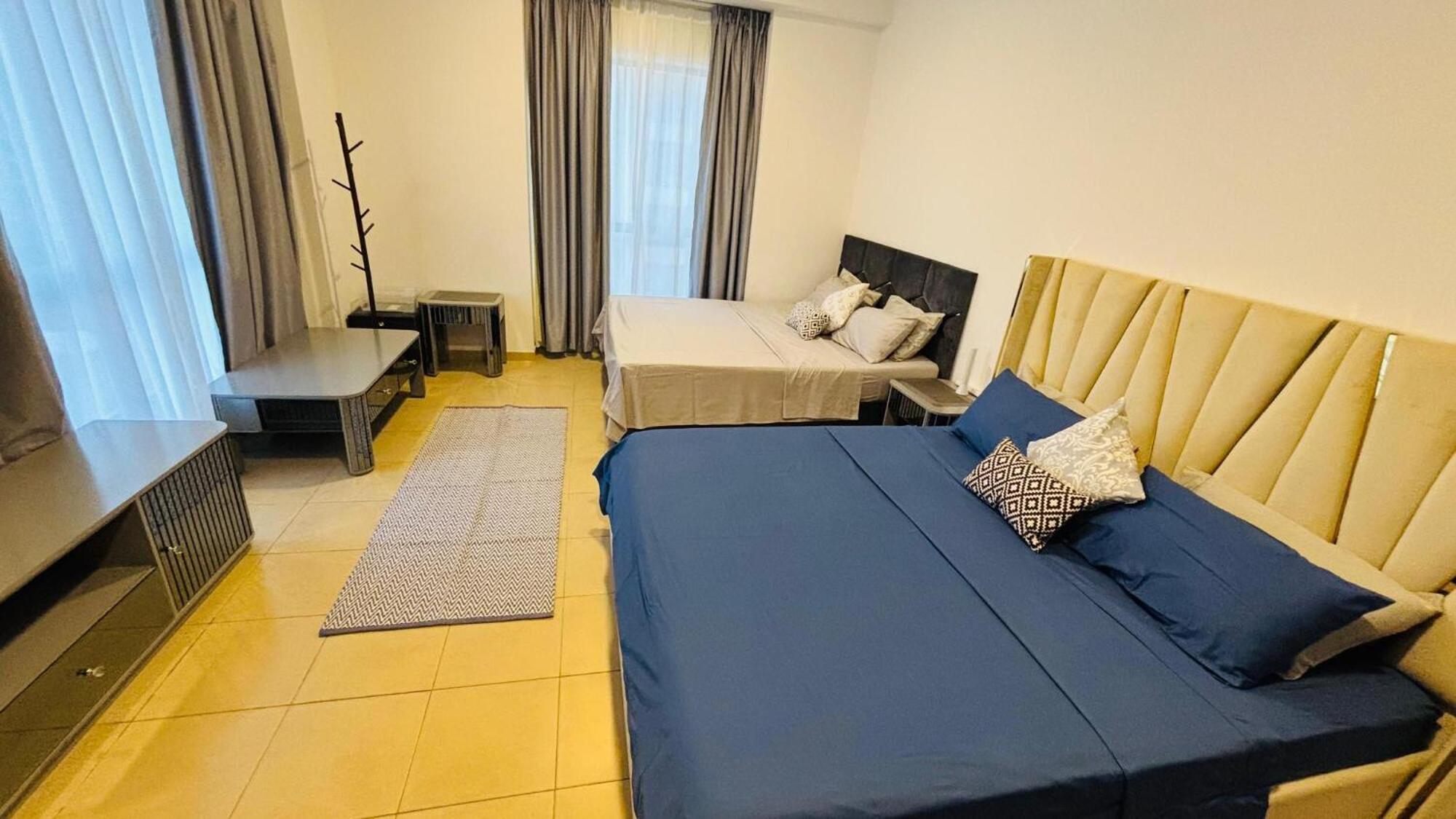 Apartment Holidays And Vacations In Marina