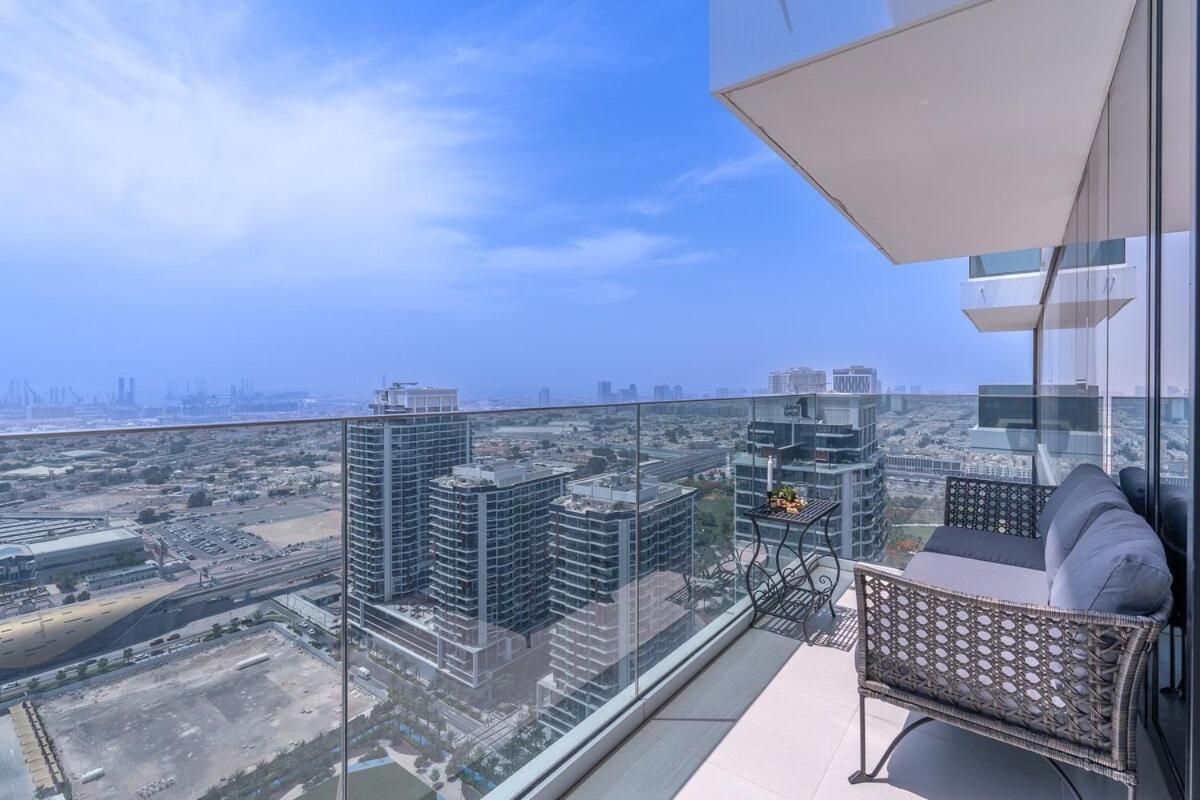 Apartment Vogue Al Wasl 1 West 33rd Floor With Sea View , Prime Location Walkable To Metro, Easy Access To Sheikh Zayed Road & World Trade Centre
