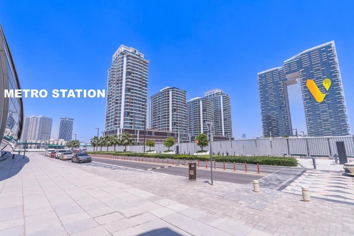 Apartment Vogue Al Wasl 1 West 33rd Floor With Sea View , Prime Location Walkable To Metro, Easy Access To Sheikh Zayed Road & World Trade Centre Dubai