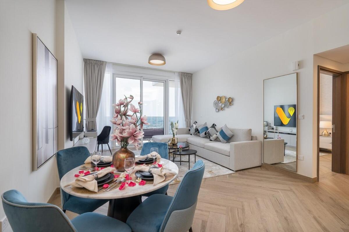 Vogue Al Wasl 1 West 33rd Floor With Sea View , Prime Location Walkable To Metro, Easy Access To Sheikh Zayed Road & World Trade Centre * Dubai