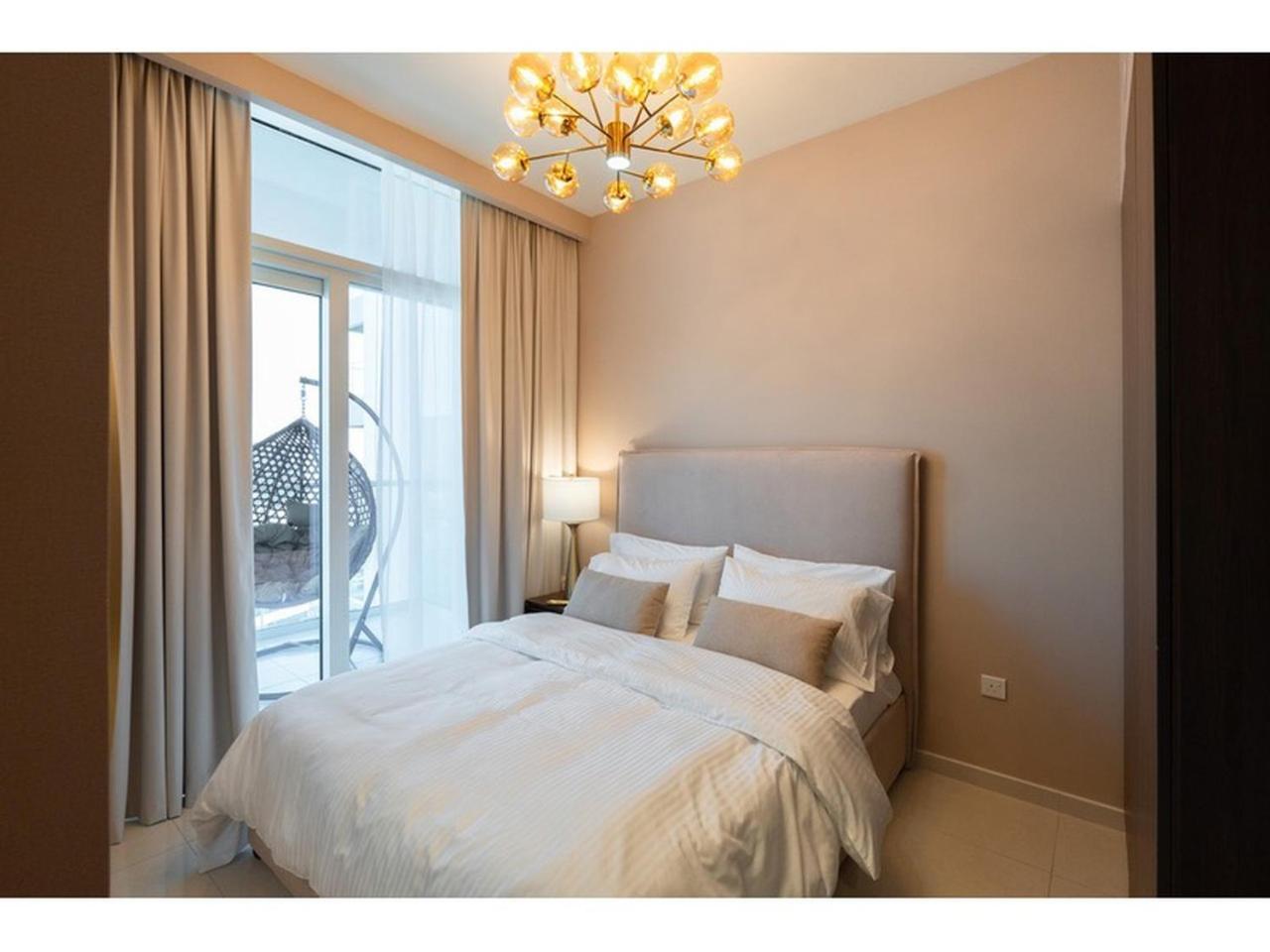 Keyrock Living - Stylish 1br With Pool Access *