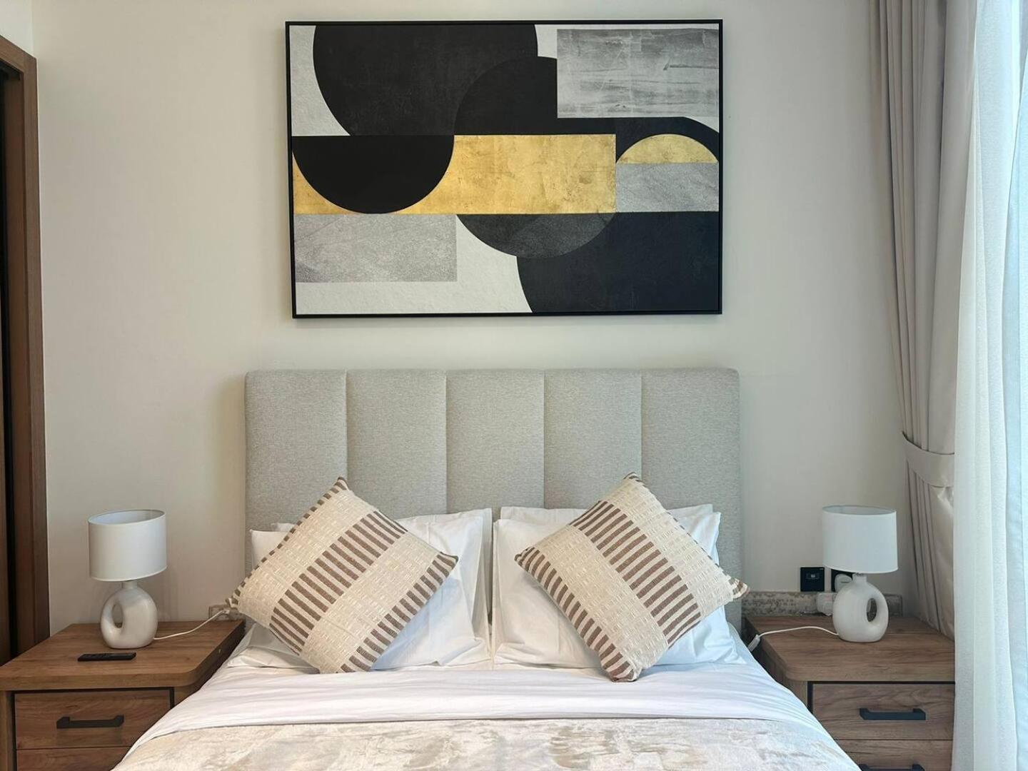 Stylish 2 Bedroom With Private Pool Jvc Apartment Dubai