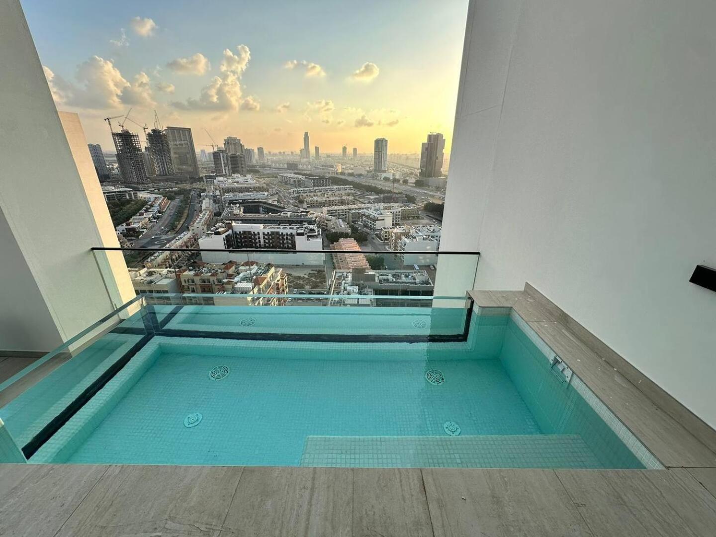 Apartment Stylish 2 Bedroom With Private Pool Jvc Dubai