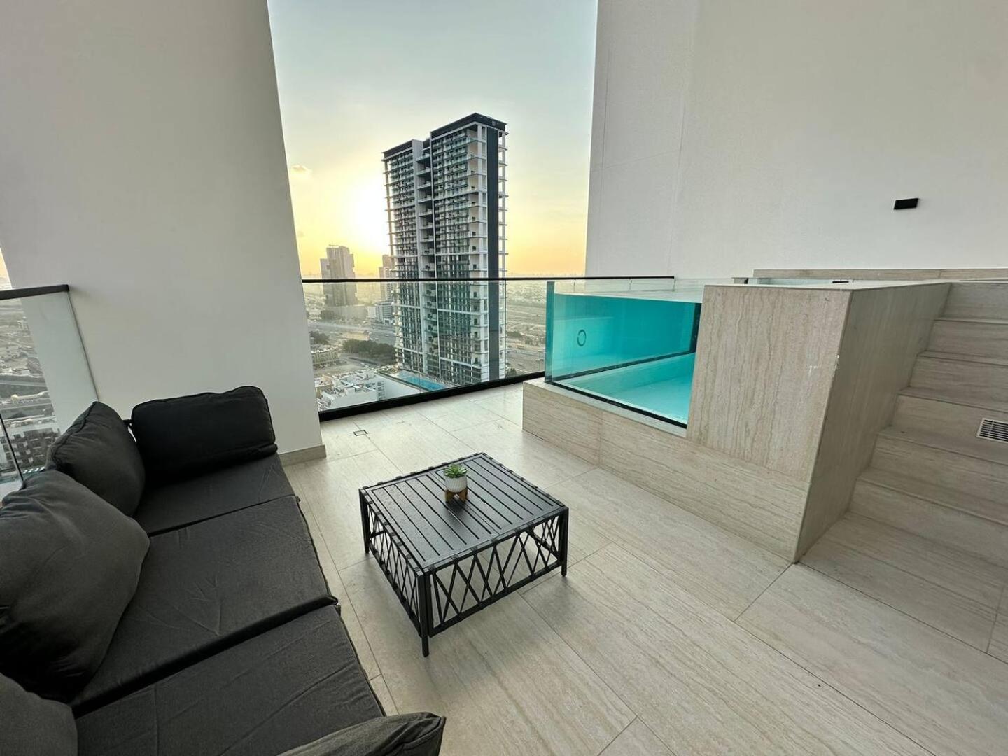 Stylish 2 Bedroom With Private Pool Jvc *