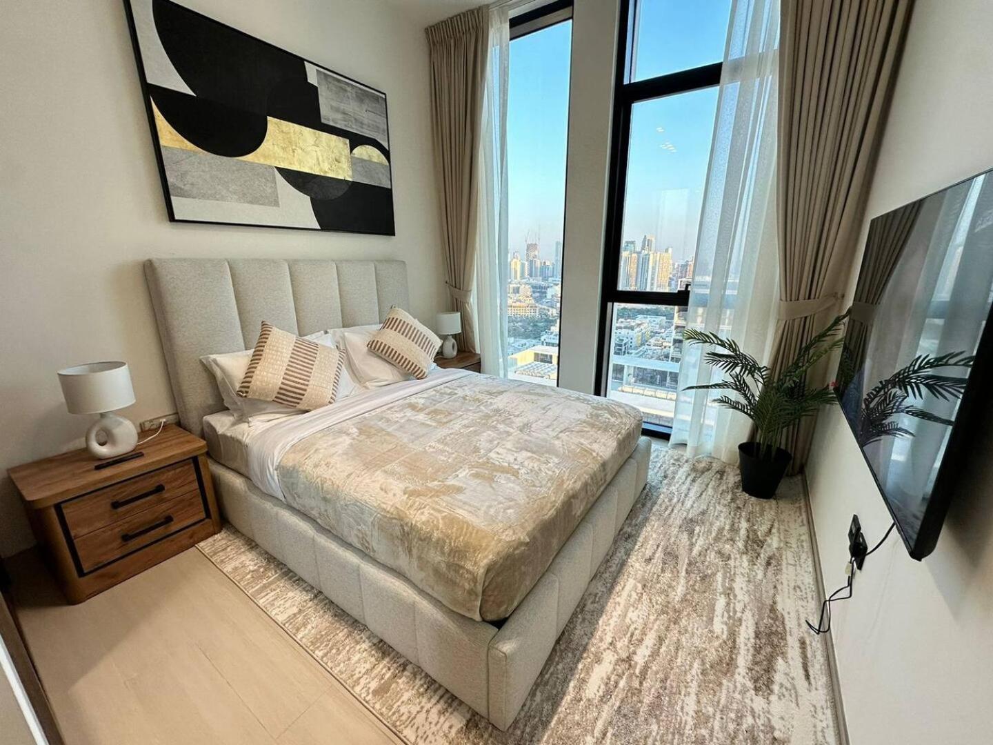 Apartment Stylish 2 Bedroom With Private Pool Jvc