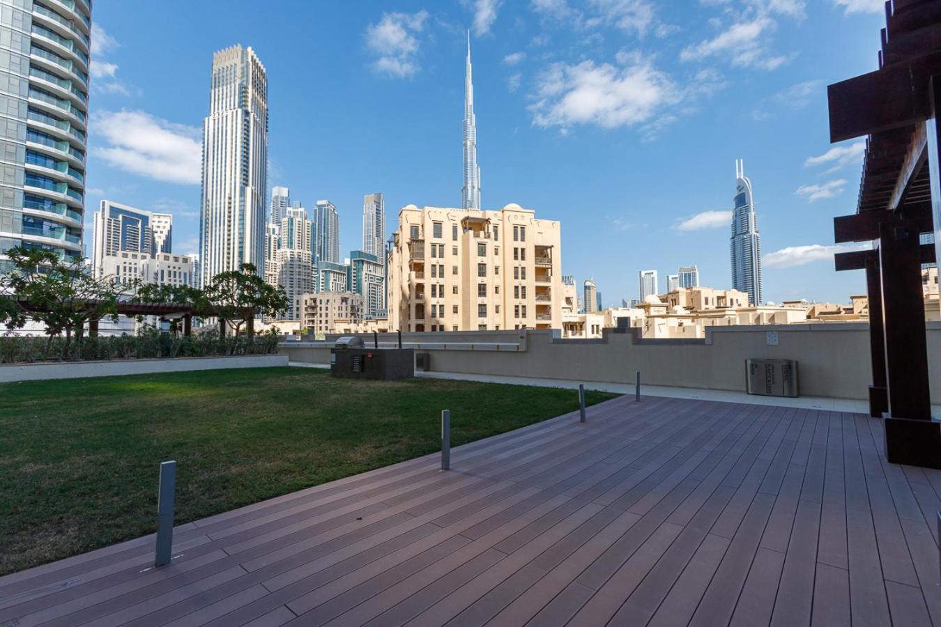 Burj Khalifa View - 1br In Bellevue Tower 2, Downtown - Allsopp & Allsopp * Dubai