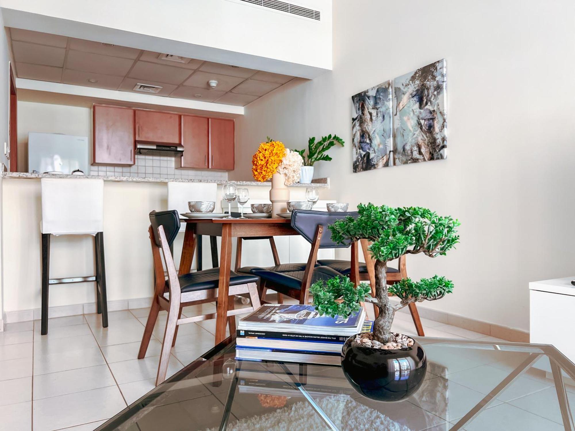 Gorgeous One Bedroom In The Heart Of * Dubai