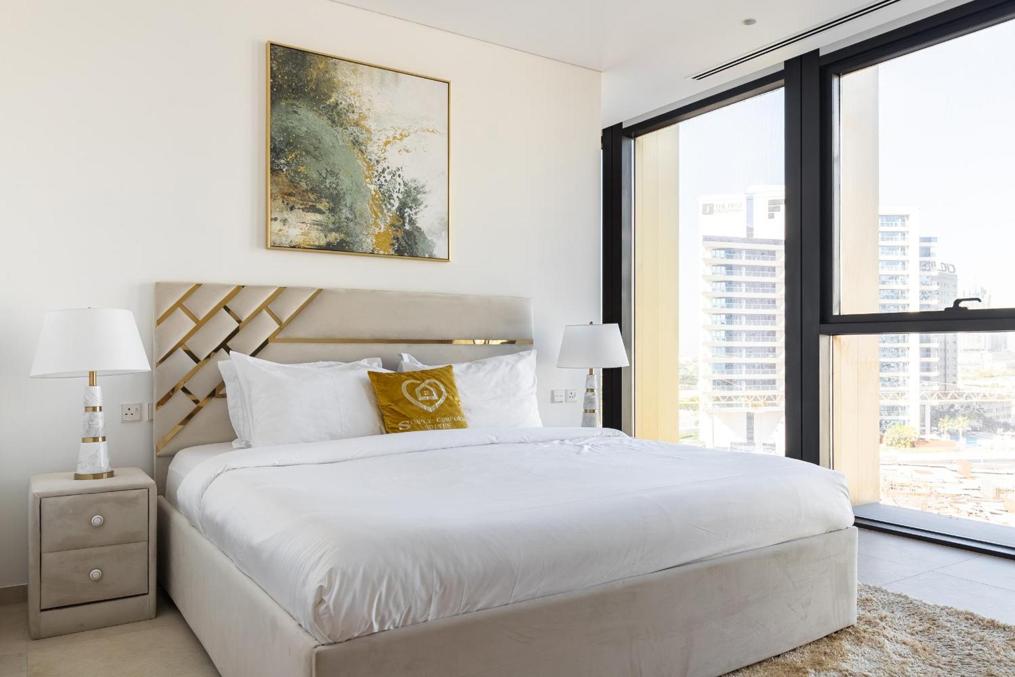 Apartment Modern 1br In The Heart Of By Simply Comfort