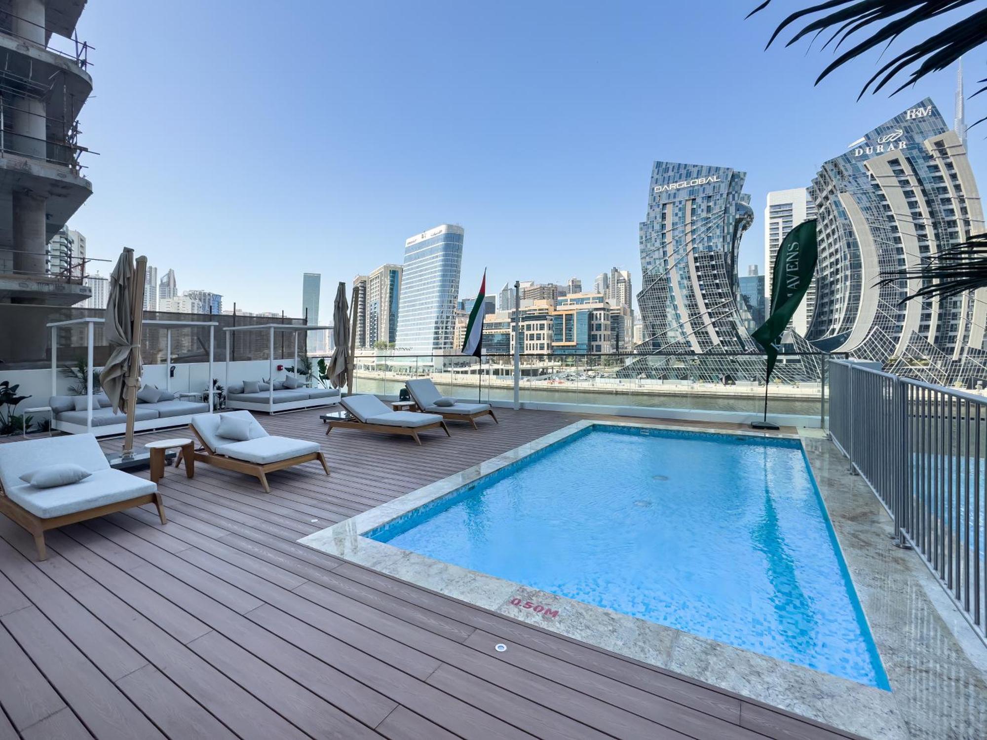 Luxury Marasi Drive, 1bdr With Private Jacuzzi