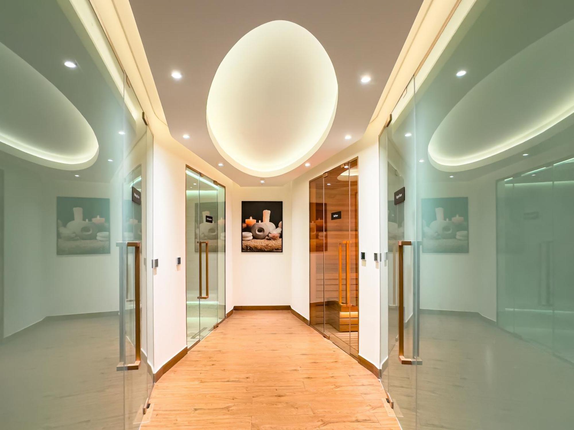 Luxury Marasi Drive, 1bdr With Private Jacuzzi Dubai