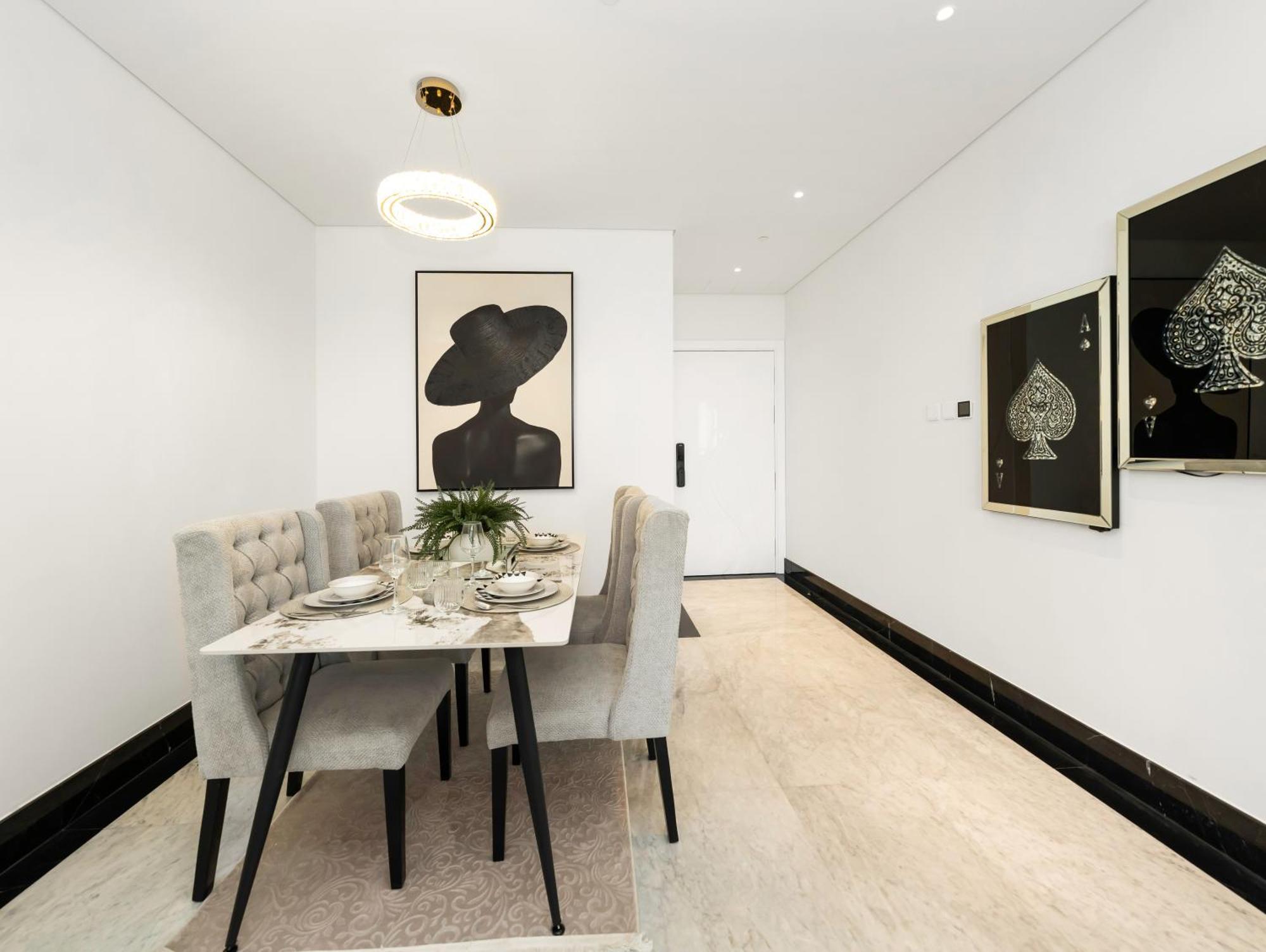Luxury Marasi Drive, 1bdr With Private Jacuzzi Apartment