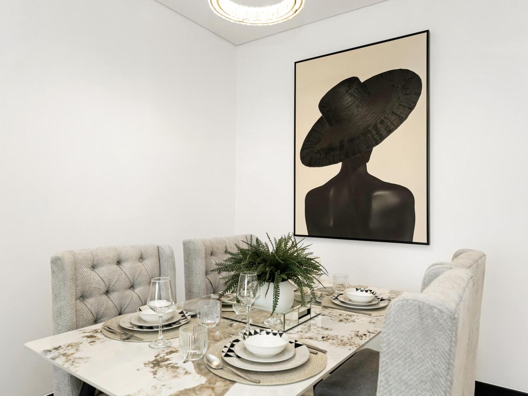 Luxury Marasi Drive, 1bdr With Private Jacuzzi *