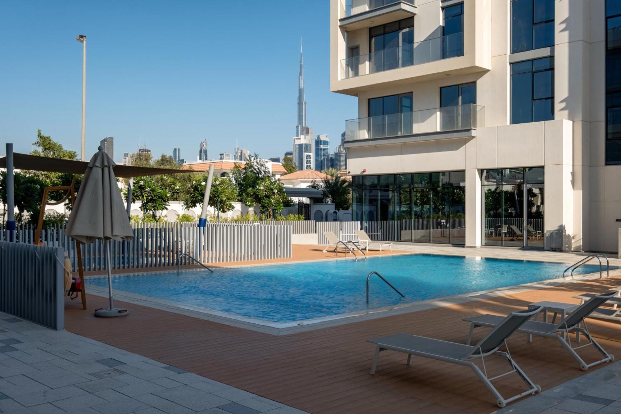 Apartment Canalfront - Location Up To 7 Guests Dubai